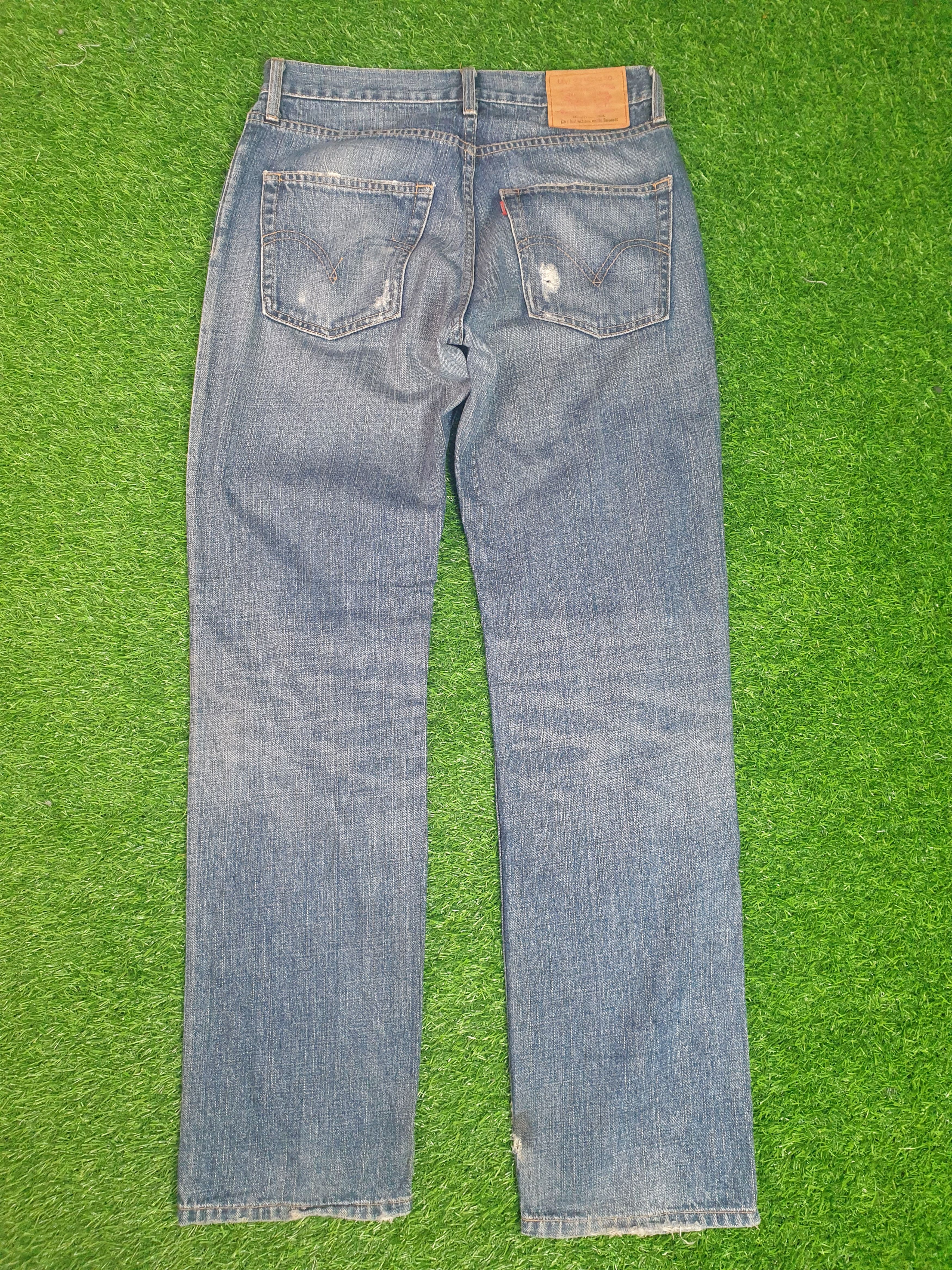 Levi's Vintage Clothing Vintage LEVIS Faded Distressed Size 32X33 Jeans L0186 Size US 32 / EU 48 - 2 Thumbnail