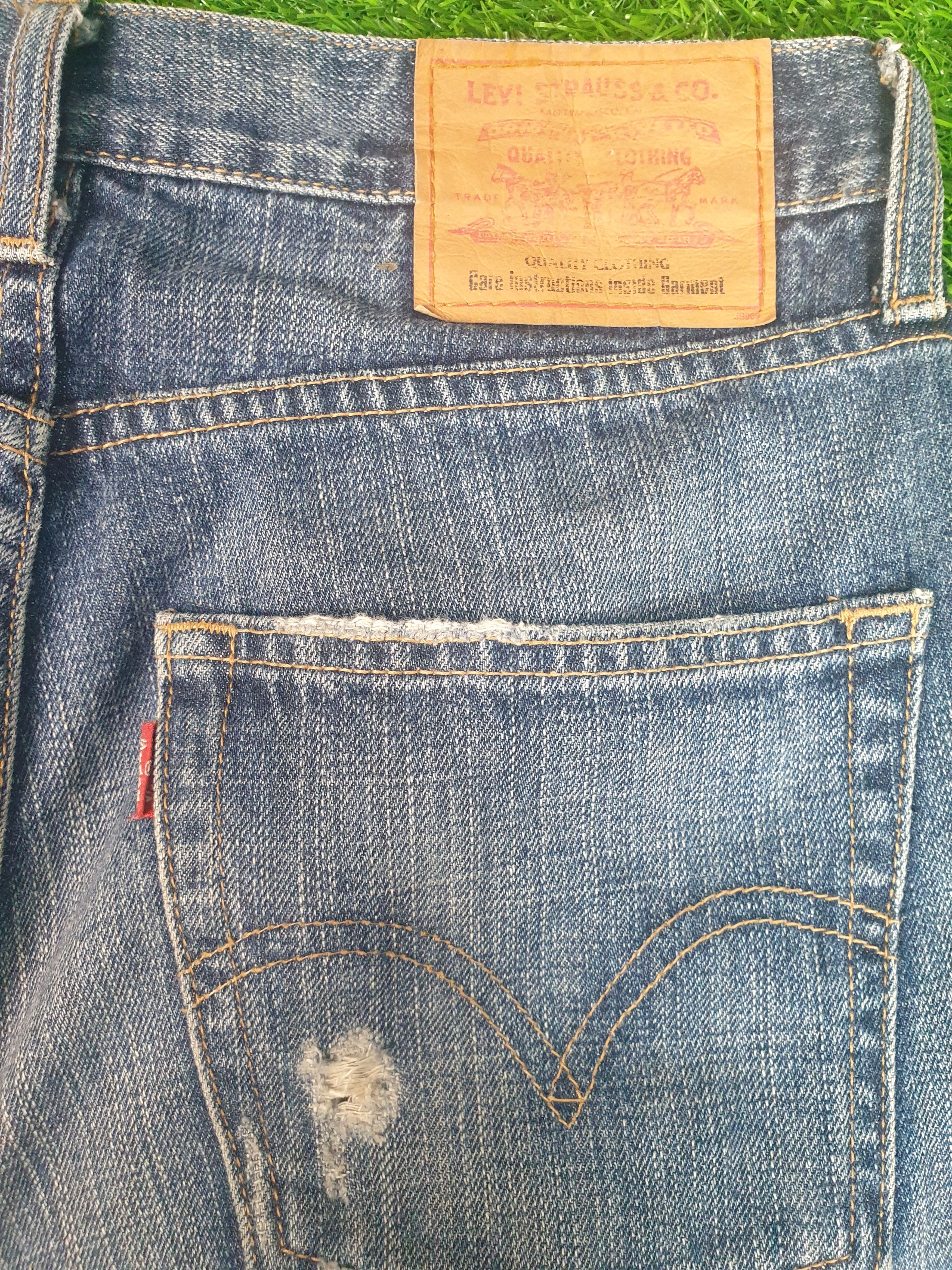 Levi's Vintage Clothing Vintage LEVIS Faded Distressed Size 32X33 Jeans L0186 Size US 32 / EU 48 - 12 Thumbnail