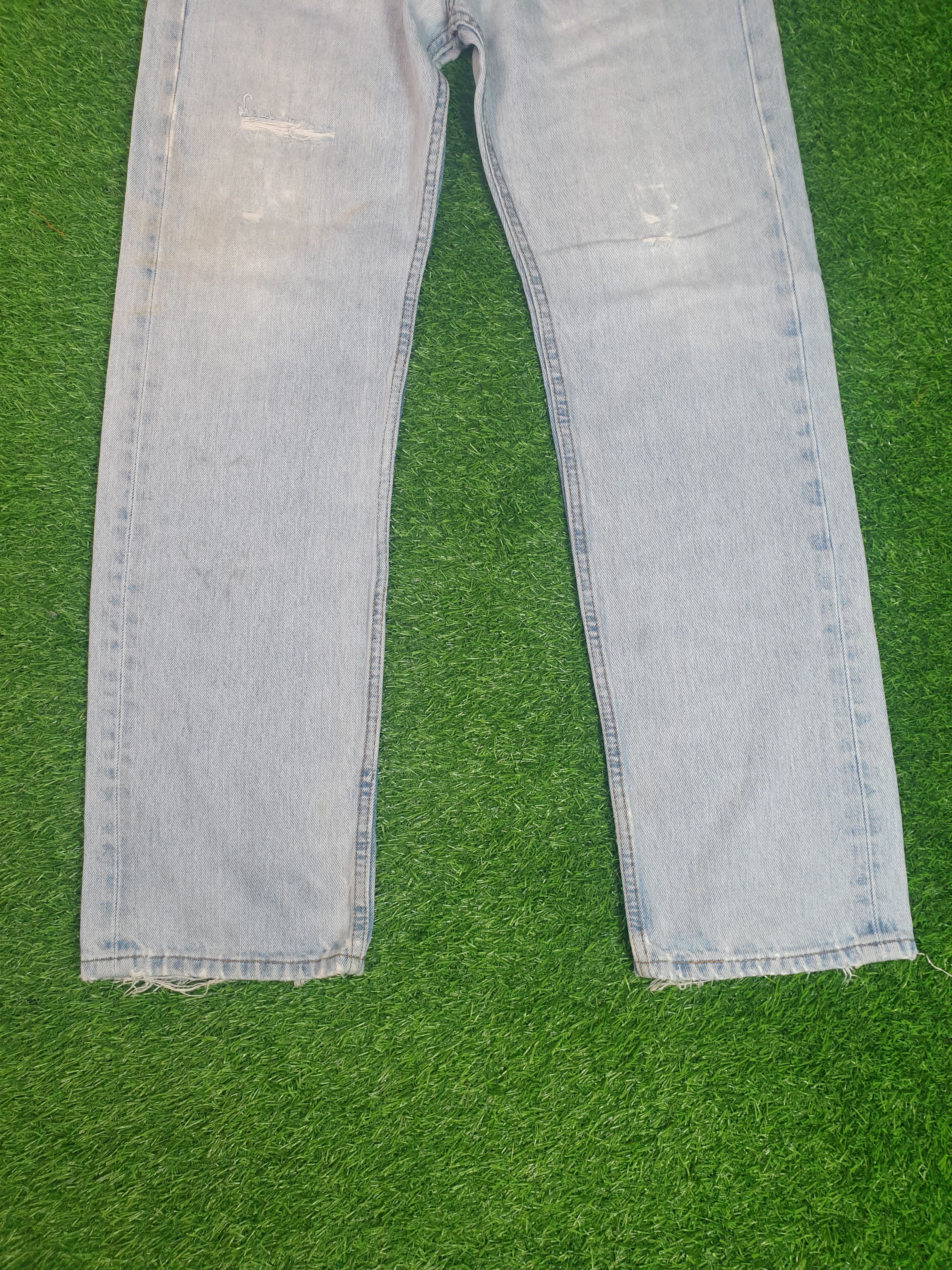 Levi's LEVIS 505 Light Wash Distressed Size 34X32 Jeans L0185 Size US 34 / EU 50 - 3 Thumbnail
