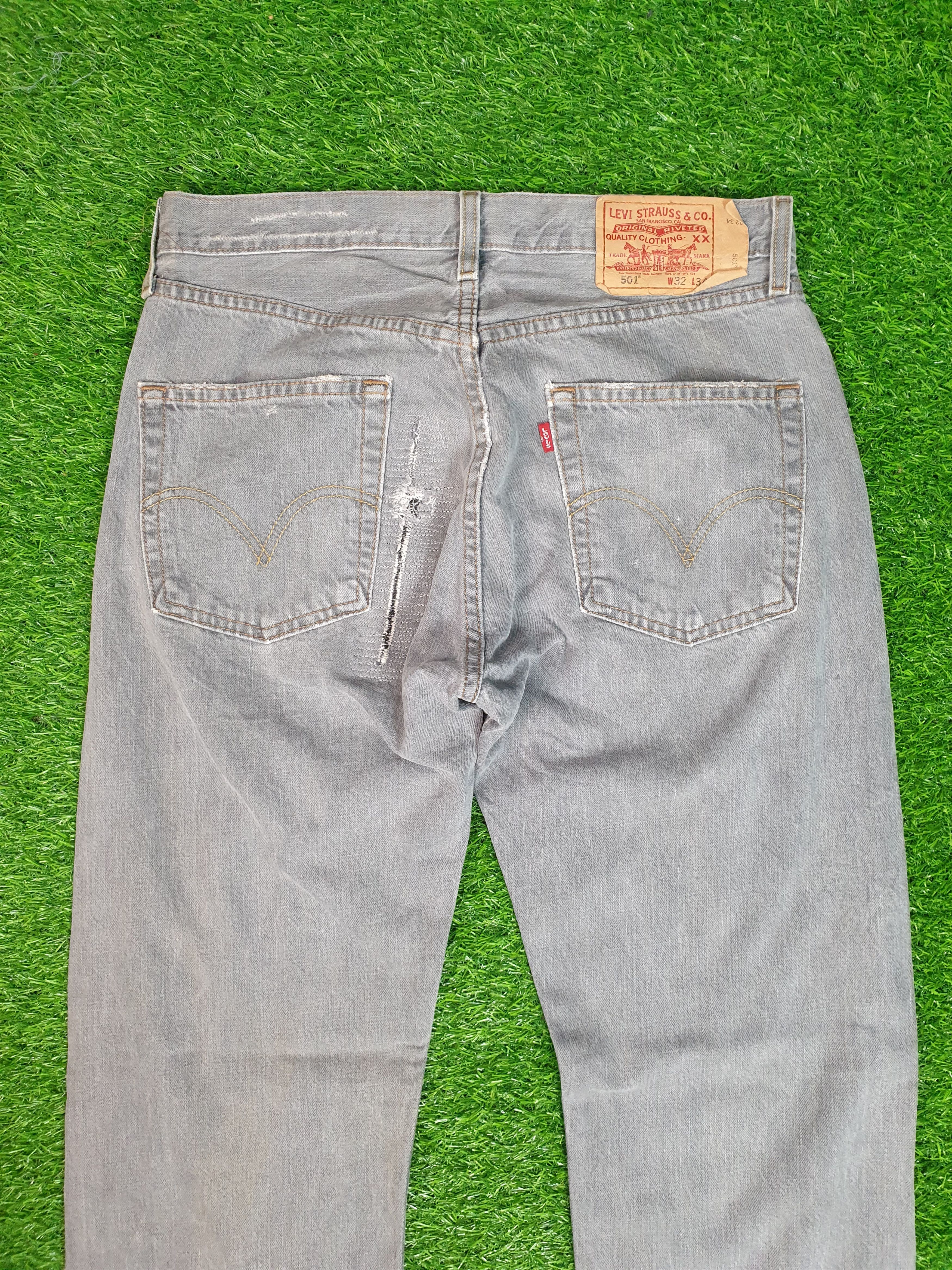 Levi's Vintage LEVIS 501 Patchwork Faded Black 32X24 Jeans L0151 Size US 32 / EU 48 - 7 Thumbnail