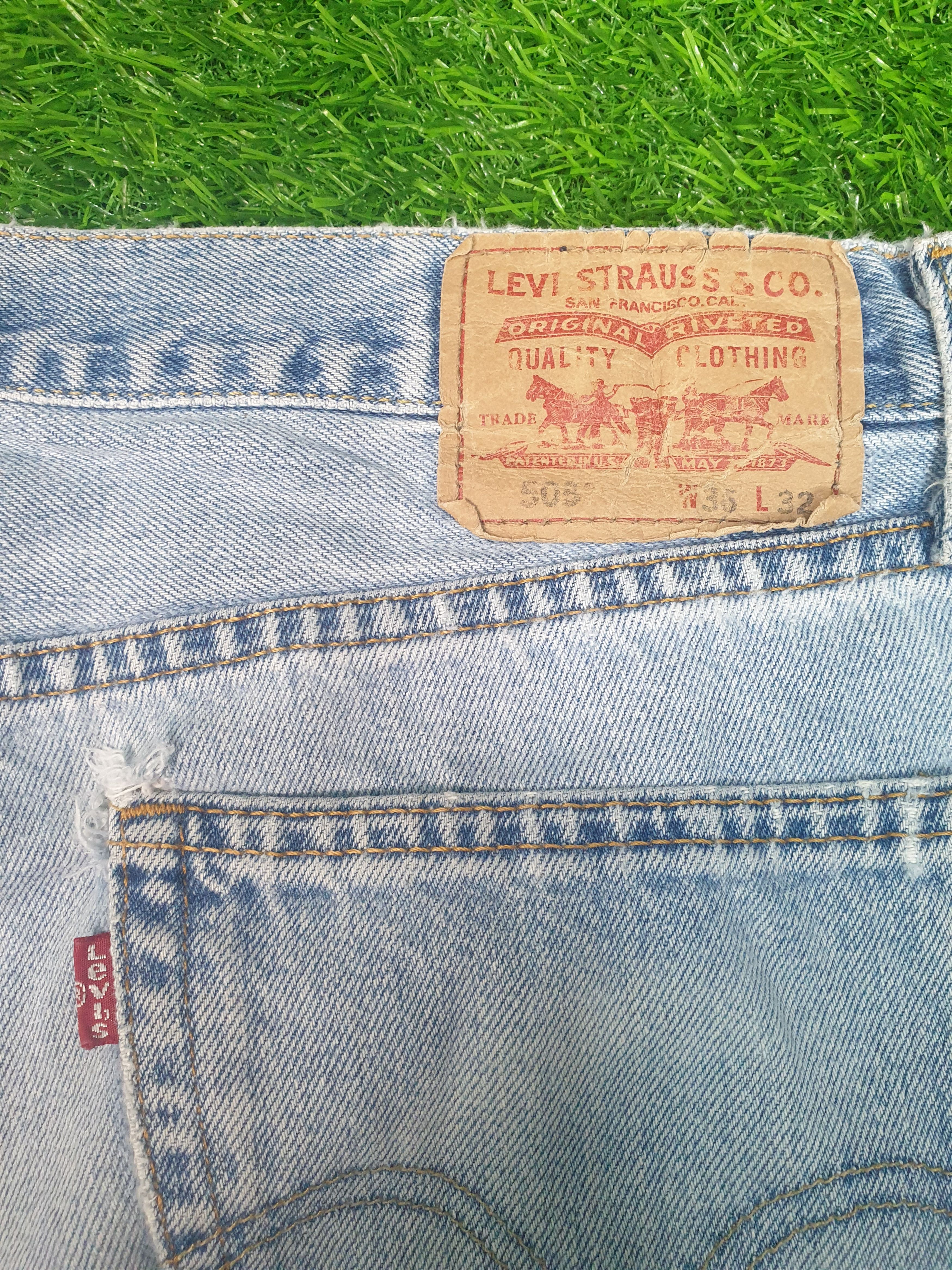 Levi's Vintage LEVIS 505 Sun Faded Light Blue Size 36X31 L0078 Size US 36 / EU 52 - 6 Thumbnail