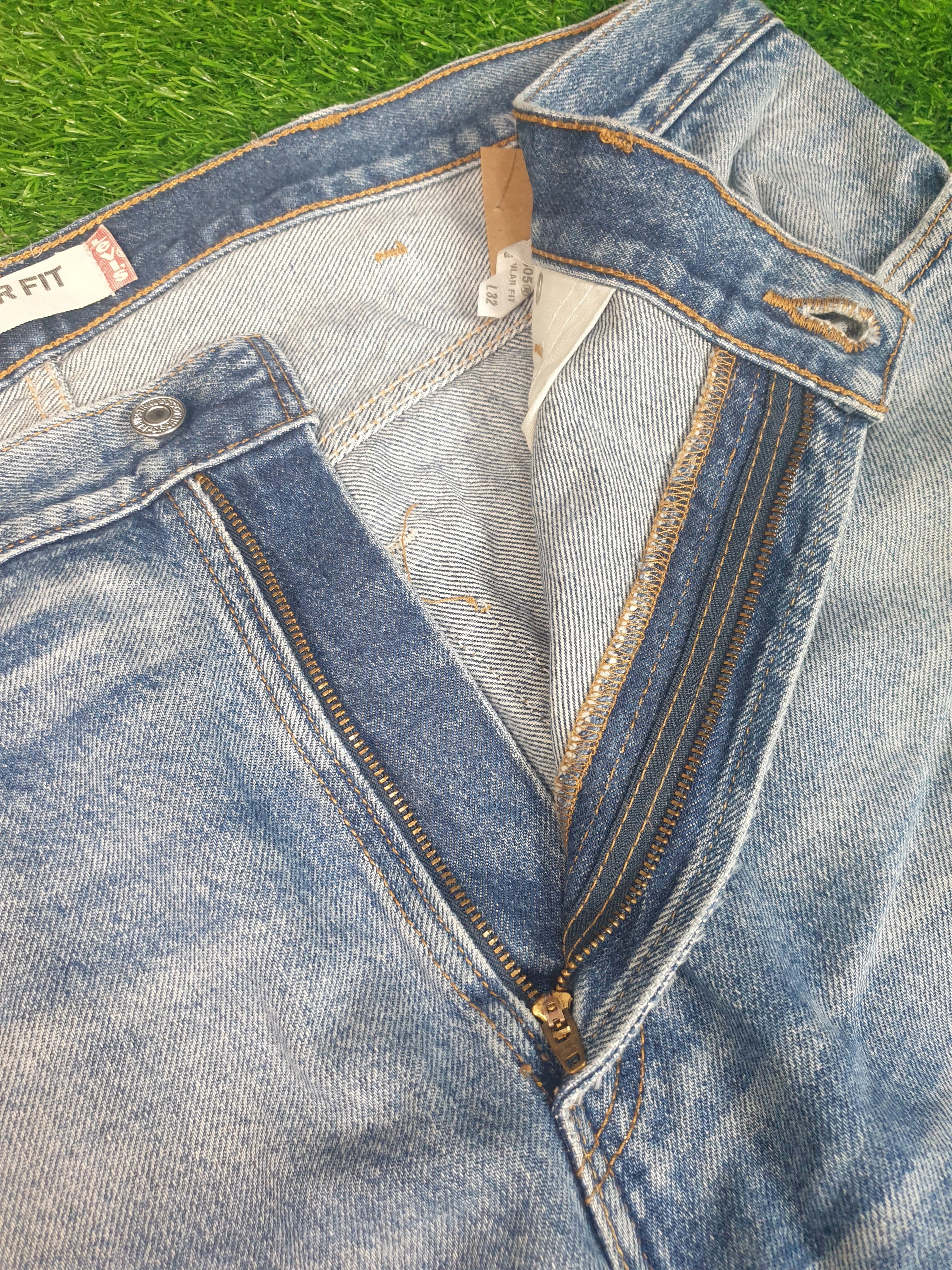 Levi's LEVIS 505 Sun Faded Distressed Size 38X31 Jeans L0183 Size US 38 / EU 54 - 9 Thumbnail