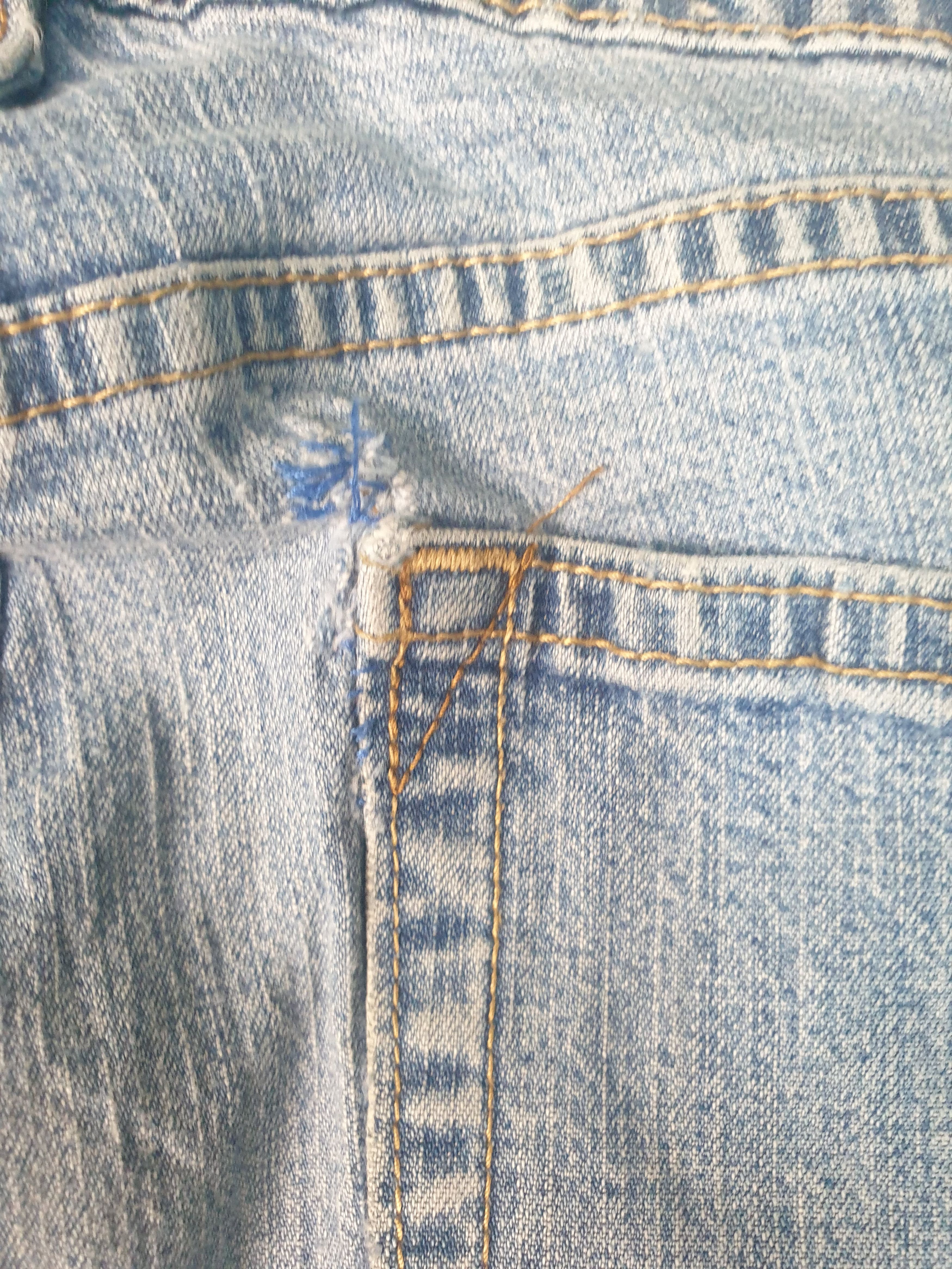 Levi's LEVIS SIGNATURE Sun Faded Distressed Size 35X31Jeans L0184 Size US 35 - 11 Thumbnail
