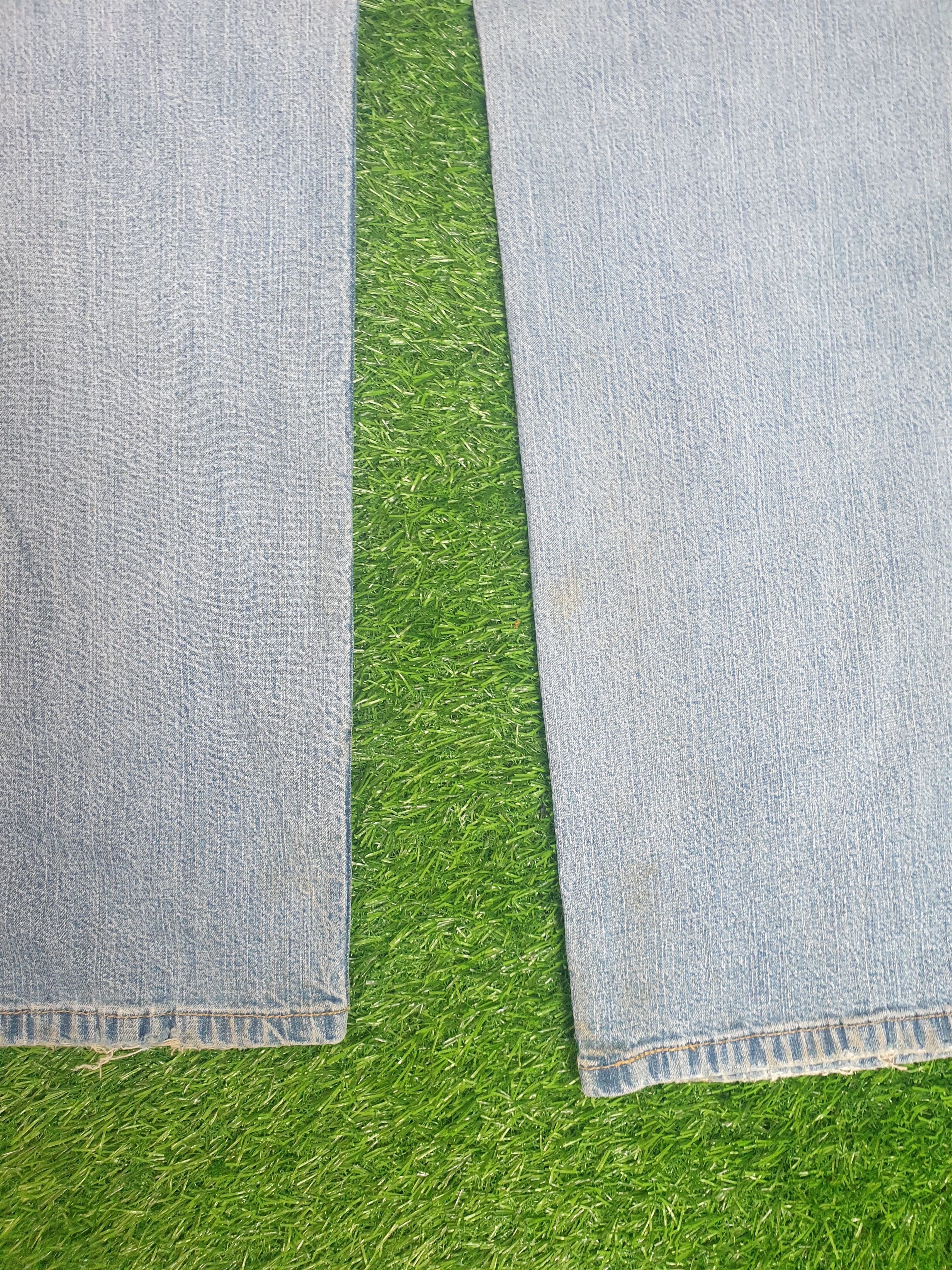 Levi's LEVIS SIGNATURE Sun Faded Distressed Size 35X31Jeans L0184 Size US 35 - 4 Thumbnail