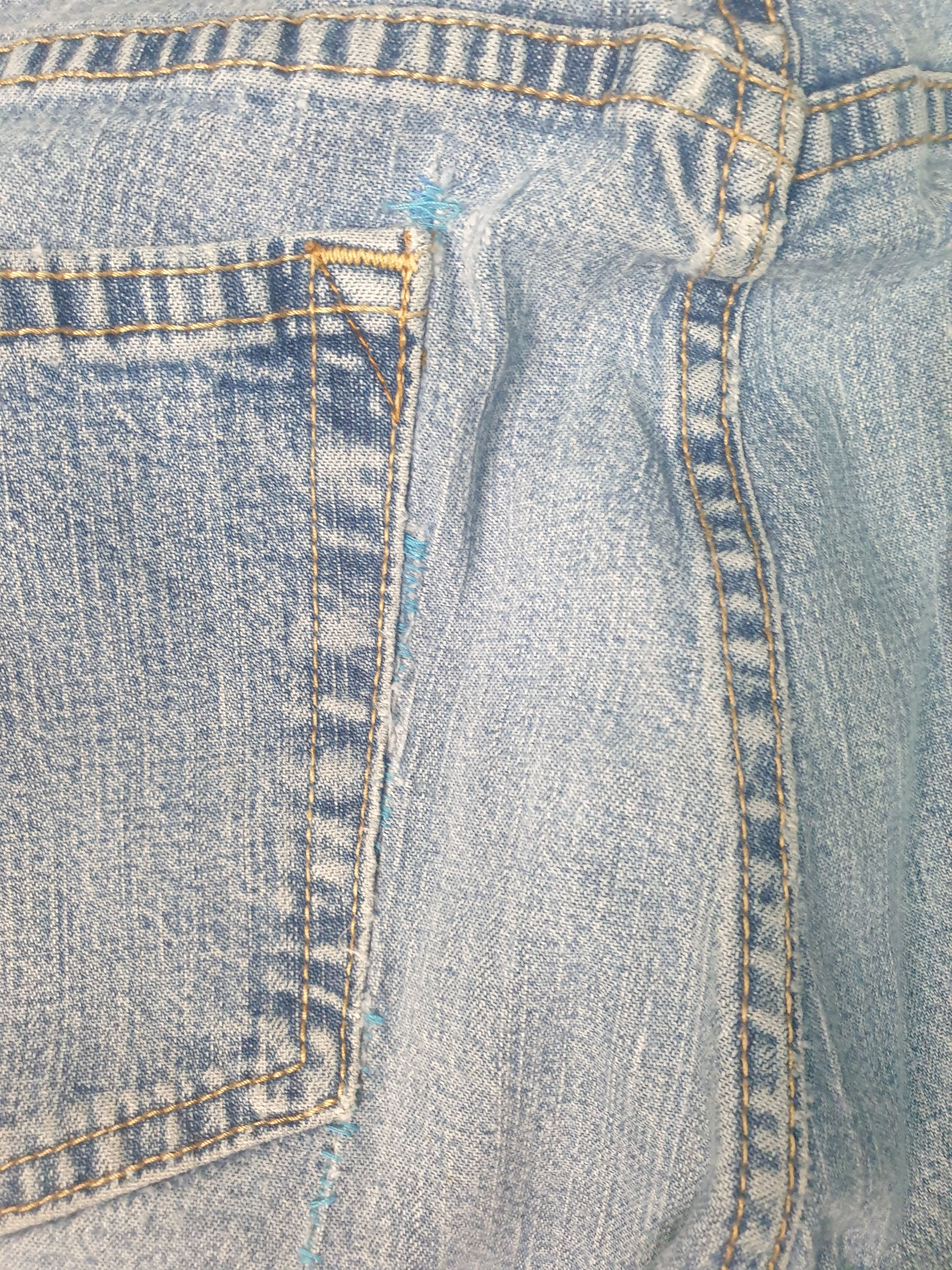 Levi's LEVIS SIGNATURE Sun Faded Distressed Size 35X31Jeans L0184 Size US 35 - 12 Thumbnail