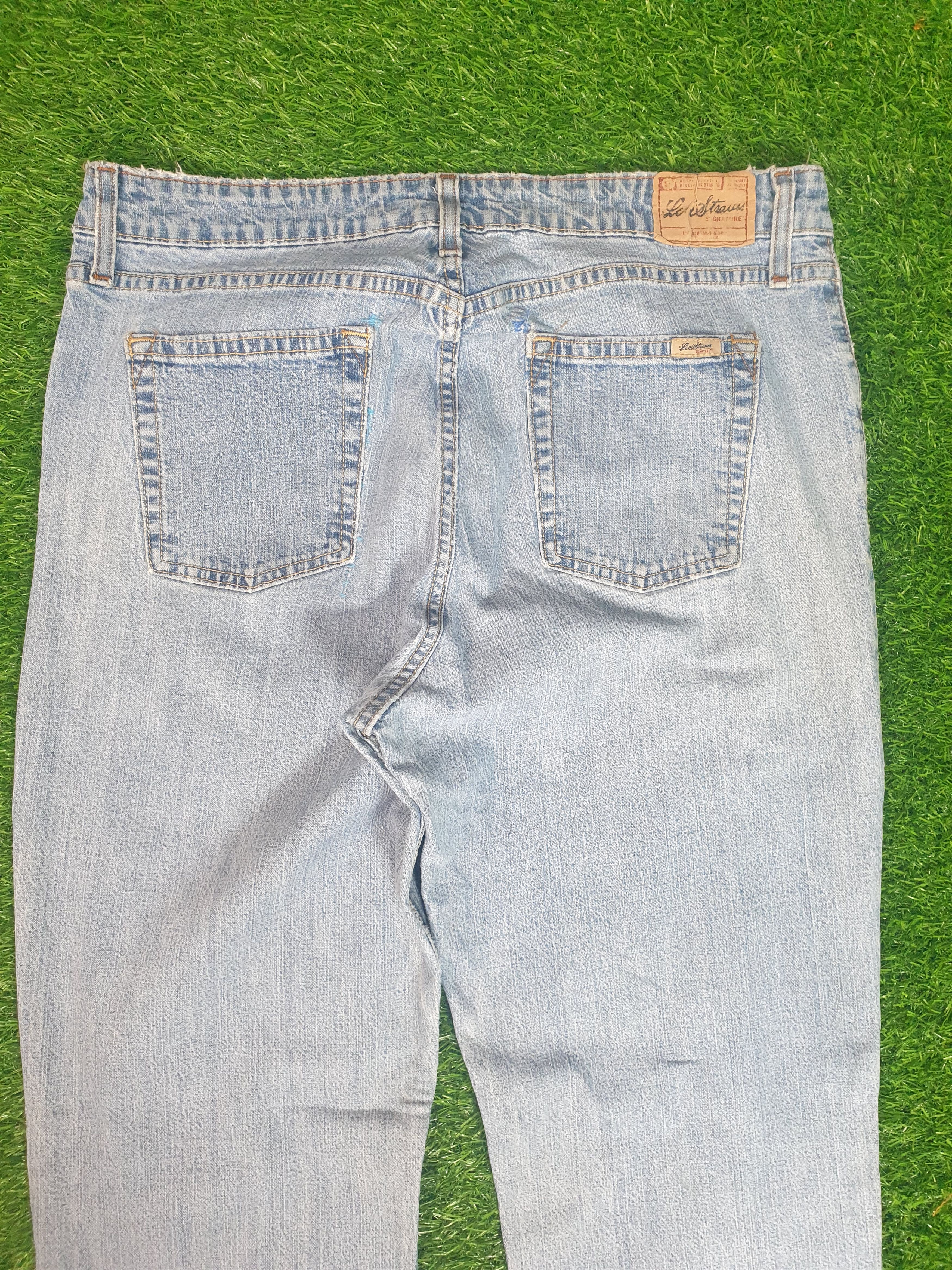 Levi's LEVIS SIGNATURE Sun Faded Distressed Size 35X31Jeans L0184 Size US 35 - 6 Thumbnail