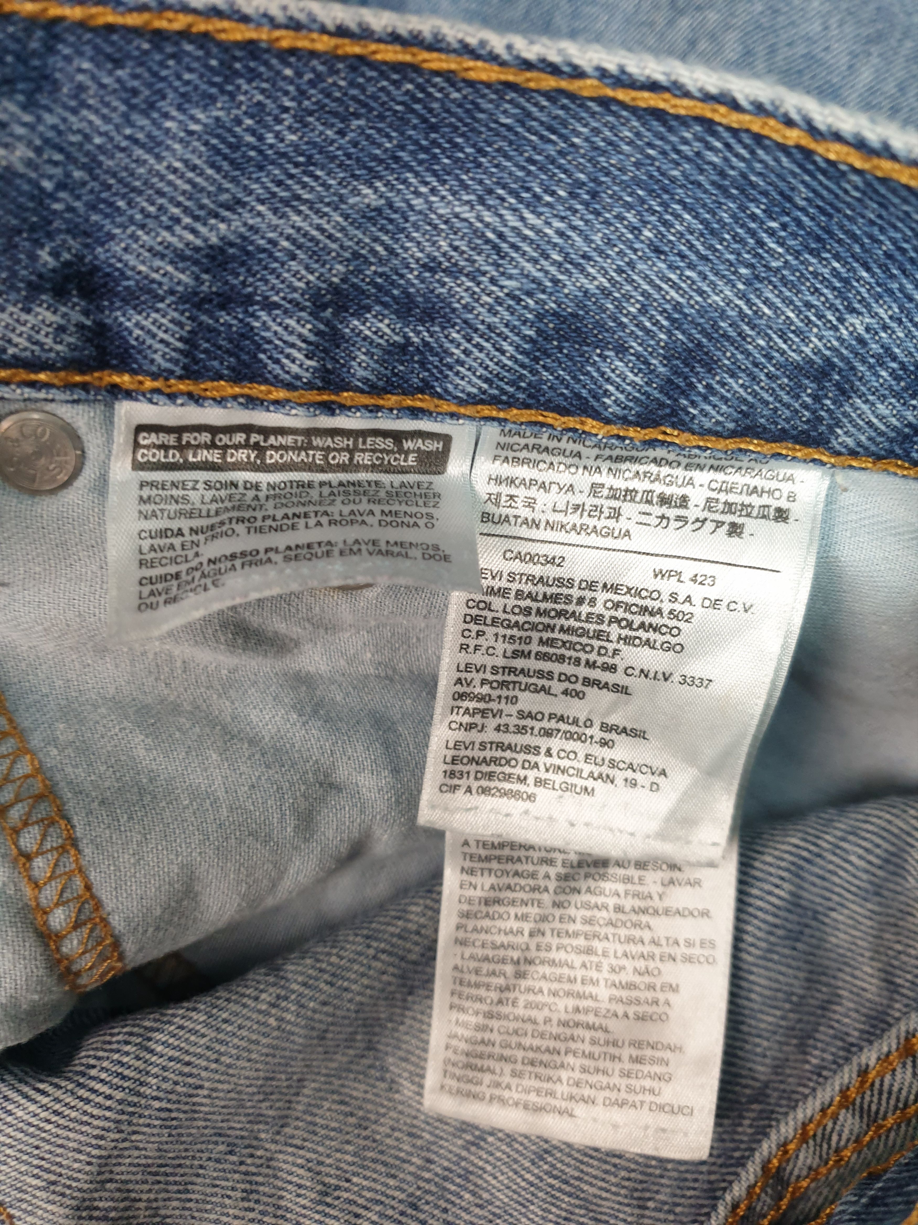 Levi's Vintage LEVIS Sun Faded Distressed Size 34X32.5 Jeans L0090 Size US 34 / EU 50 - 11 Thumbnail