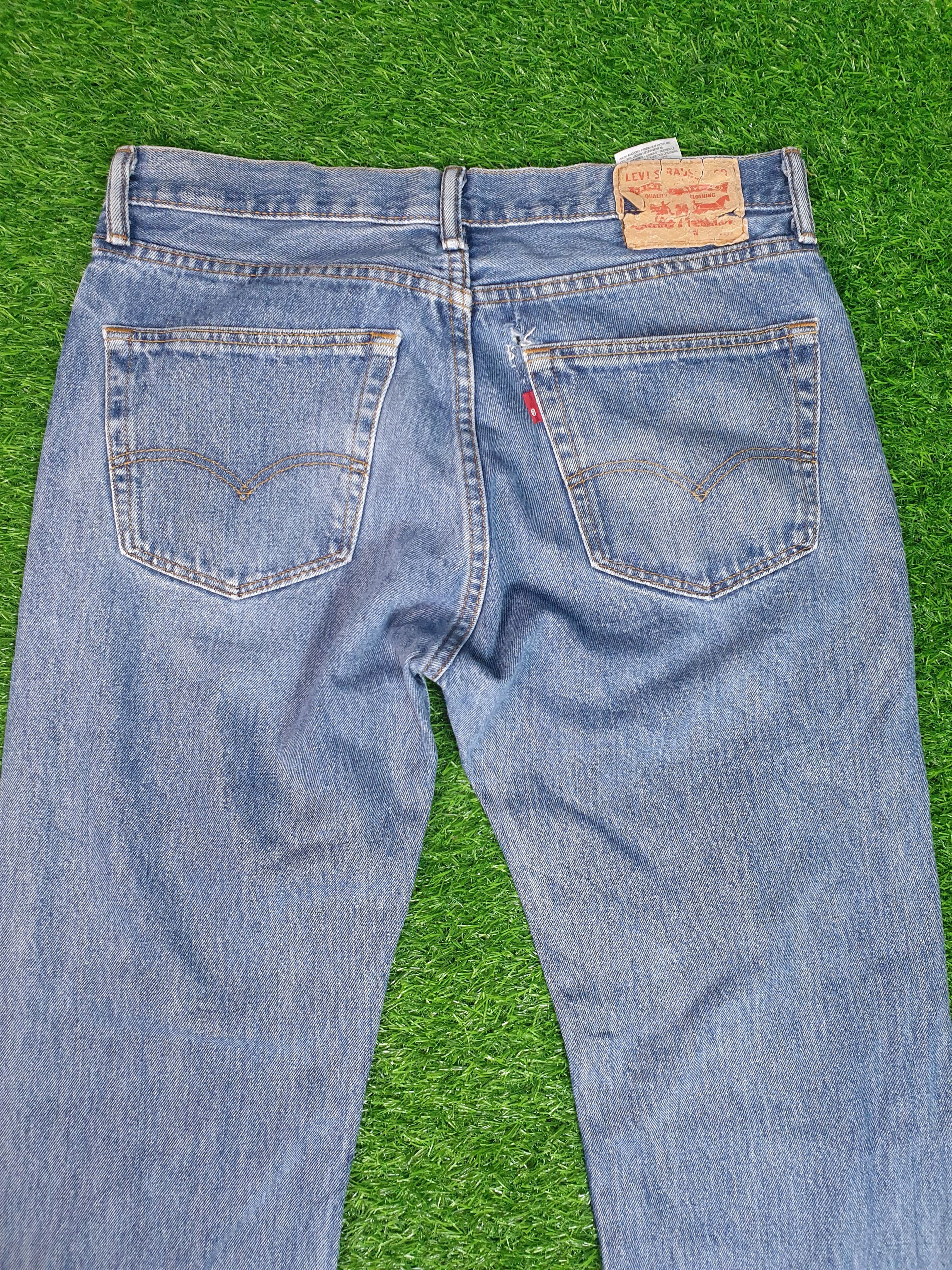 Levi's Vintage LEVIS Sun Faded Distressed Size 34X32.5 Jeans L0090 Size US 34 / EU 50 - 7 Thumbnail