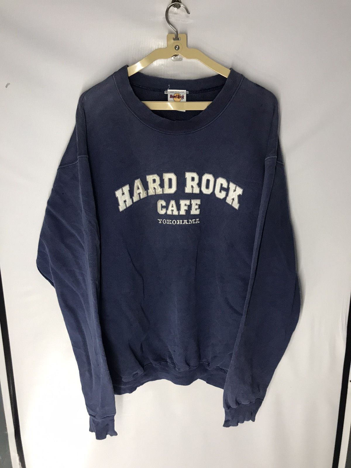 Hard Rock Cafe × Vintage Vintage Hard Rock Cafe Yokohama spellout crewneck Size US L / EU 52-54 / 3 - 6 Thumbnail