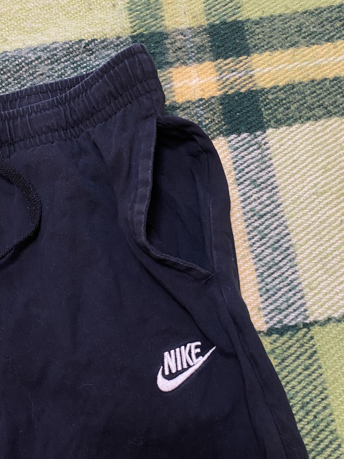 Nike Vintage Nike shorts streetwear swoosh casual y2k size S Size US 30 / EU 46 - 2 Thumbnail