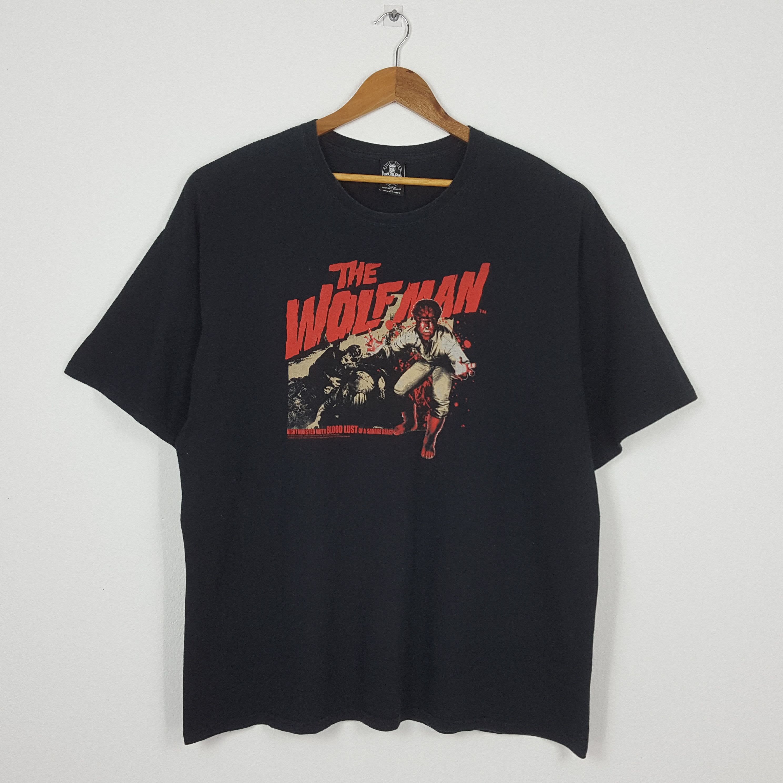 Universal Studios × Vintage Vintage THE WOLFMAN American horror movie promo t-shirt Size US XL / EU 56 / 4 - 1 Thumbnail