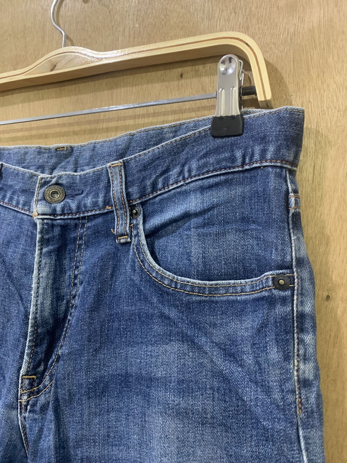 Japanese Brand × Undercover × Uniqlo UNIQLO S001 UNDERCOVER INSPIRE INDIGO STONEWASH DENIM JEANS Size US 32 / EU 48 - 7 Thumbnail