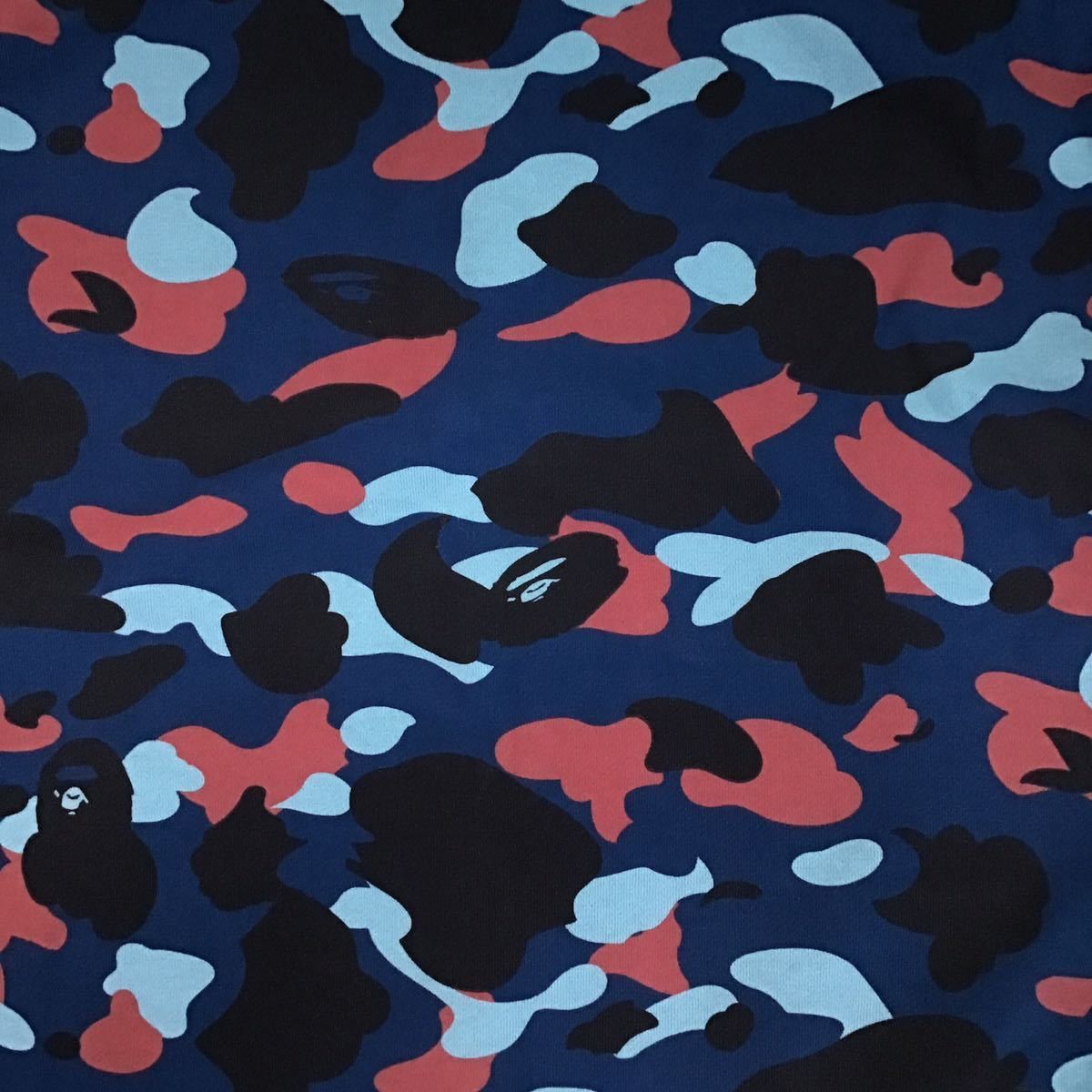 Bape × Swarovski BAPE HEAD Swarovski logo full zip hoodie multi camo Size US XXL / EU 58 / 5 - 7 Thumbnail