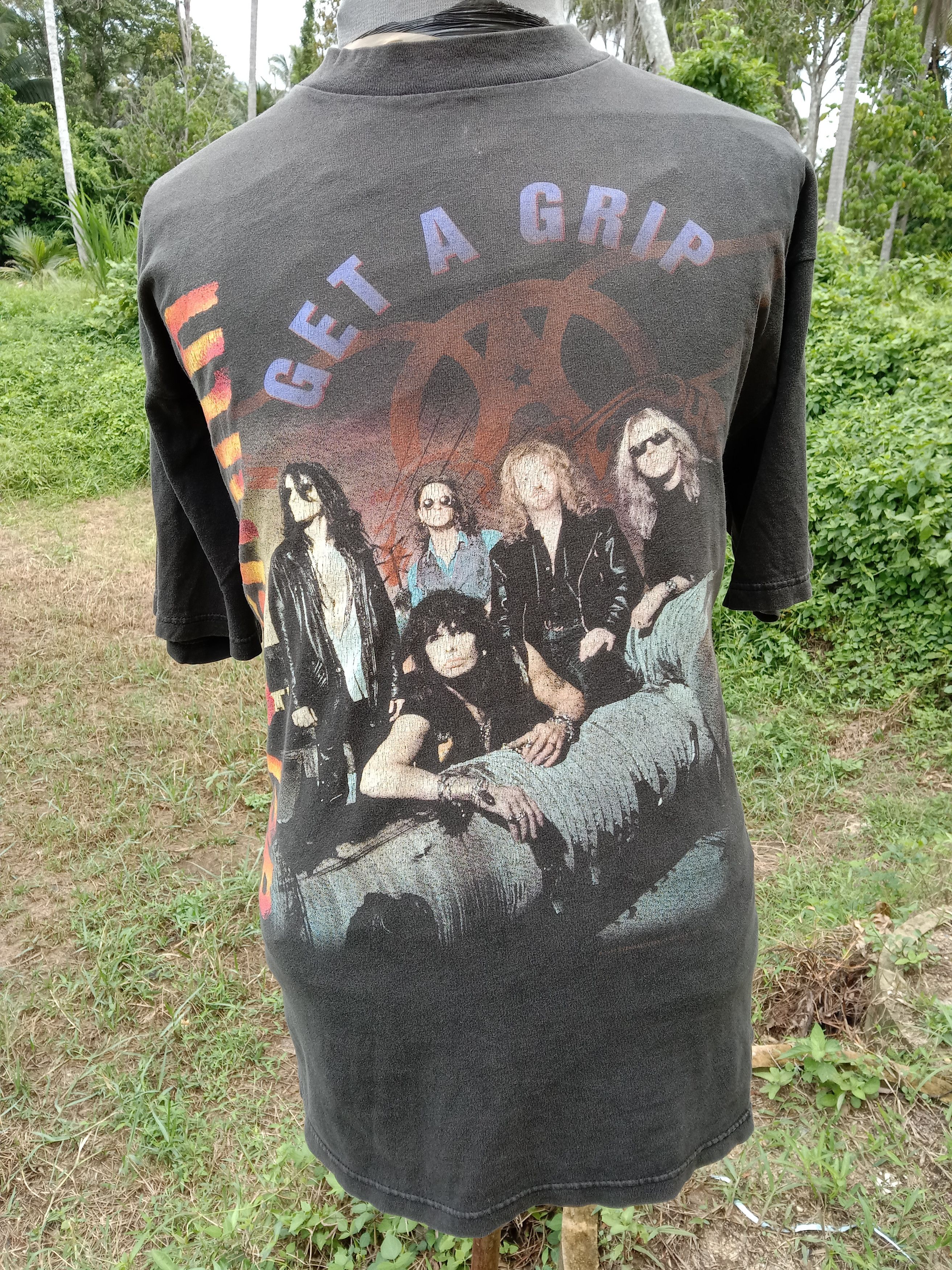 Band Tees vintage 90s aerosmith tour 94 giants tag shirt Size US XL / EU 56 / 4 - 1 Thumbnail
