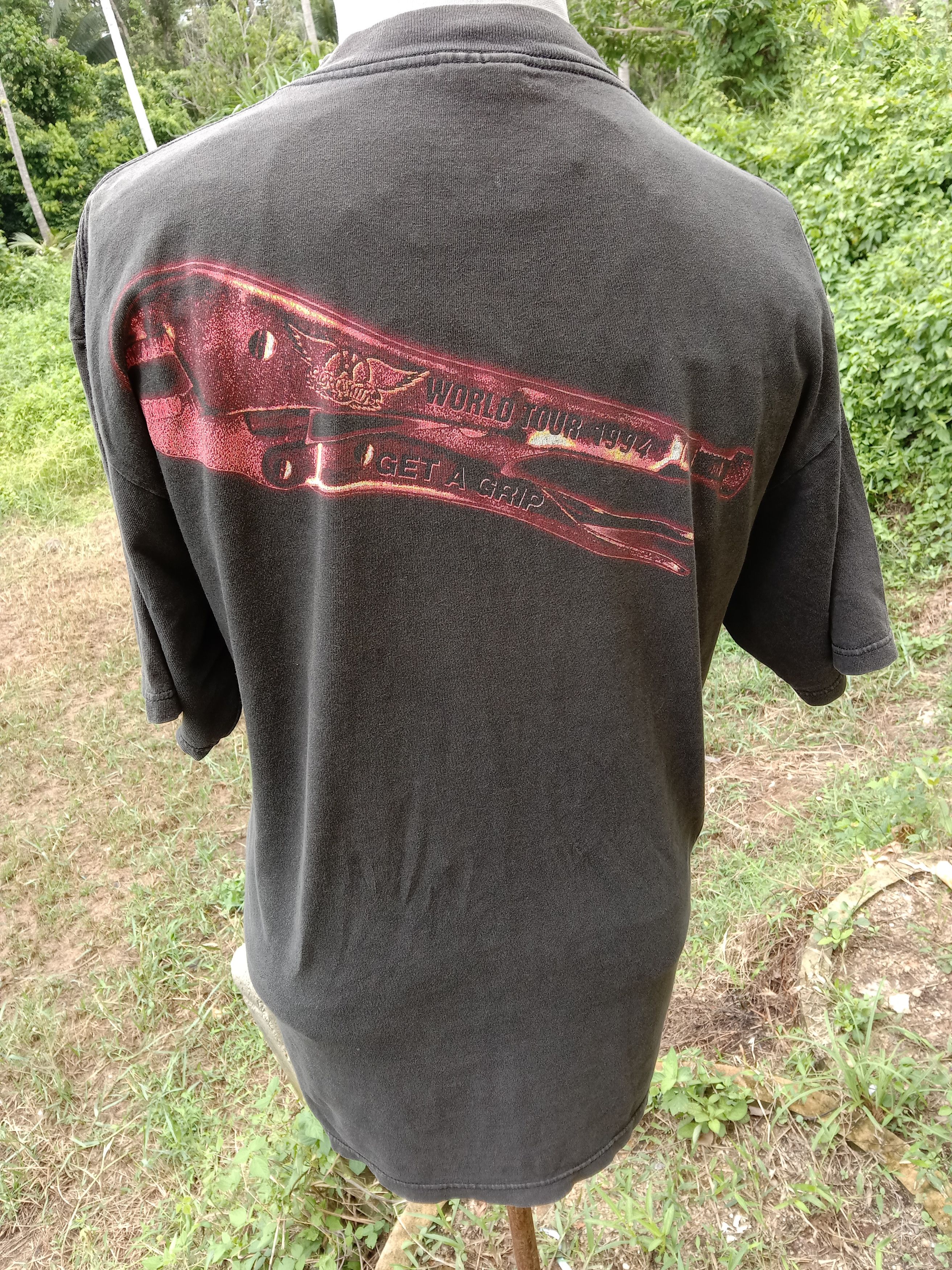 Band Tees vintage 90s aerosmith tour 94 giants tag shirt Size US XL / EU 56 / 4 - 5 Thumbnail