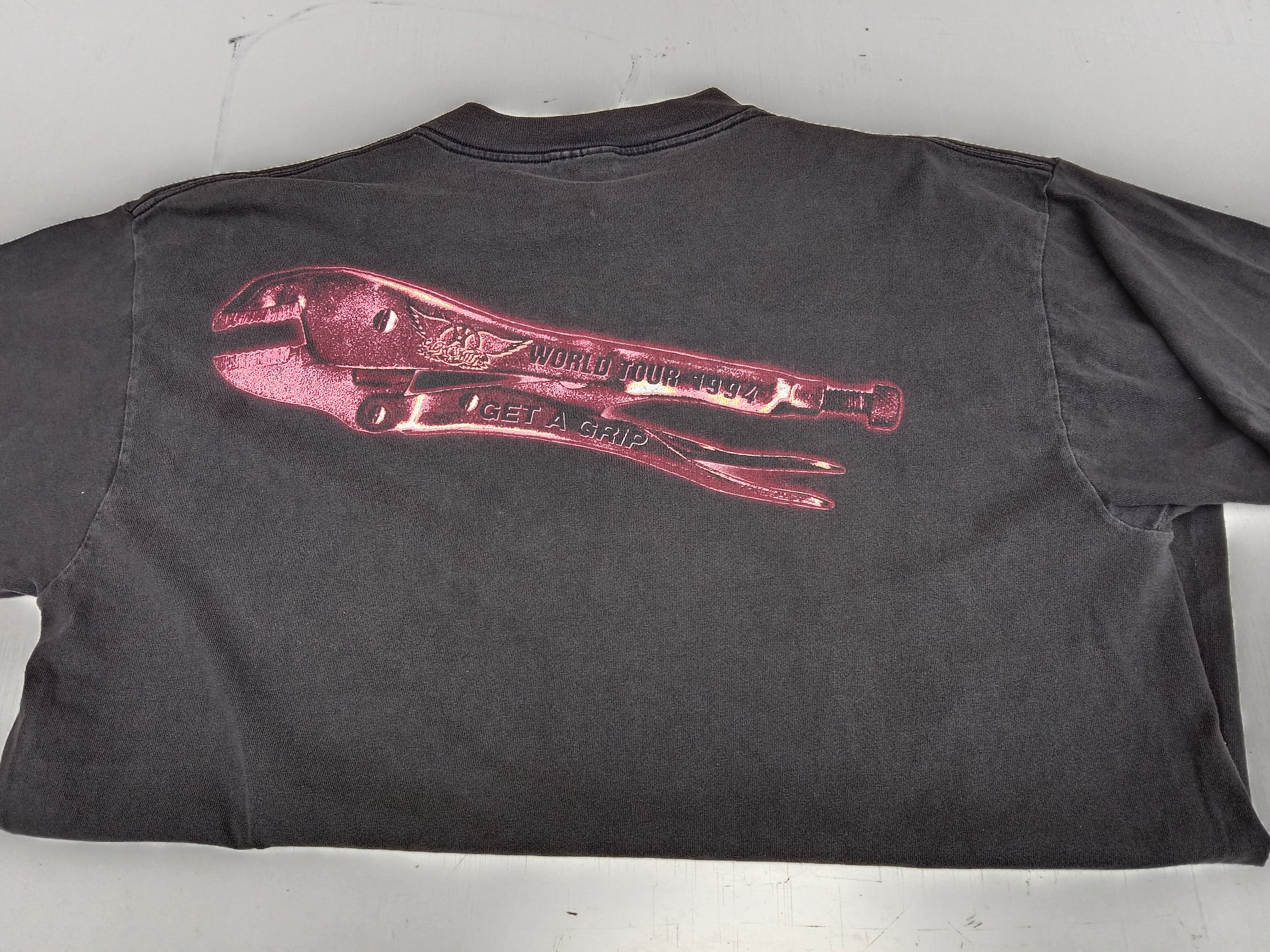 Band Tees vintage 90s aerosmith tour 94 giants tag shirt Size US XL / EU 56 / 4 - 10 Thumbnail