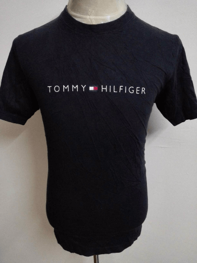 Tommy Hilfiger Tommy Hilfiger 90s T Shirt Spellout Size US S / EU 44-46 / 1 - 1 Thumbnail