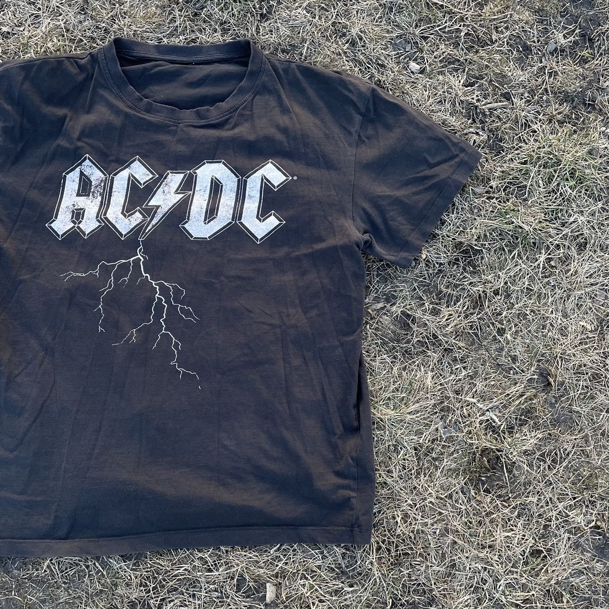 Vintage Vintage 90s AC DC Band Graphic Tee Faded Black Indie Drip M Size US M / EU 48-50 / 2 - 2 Thumbnail