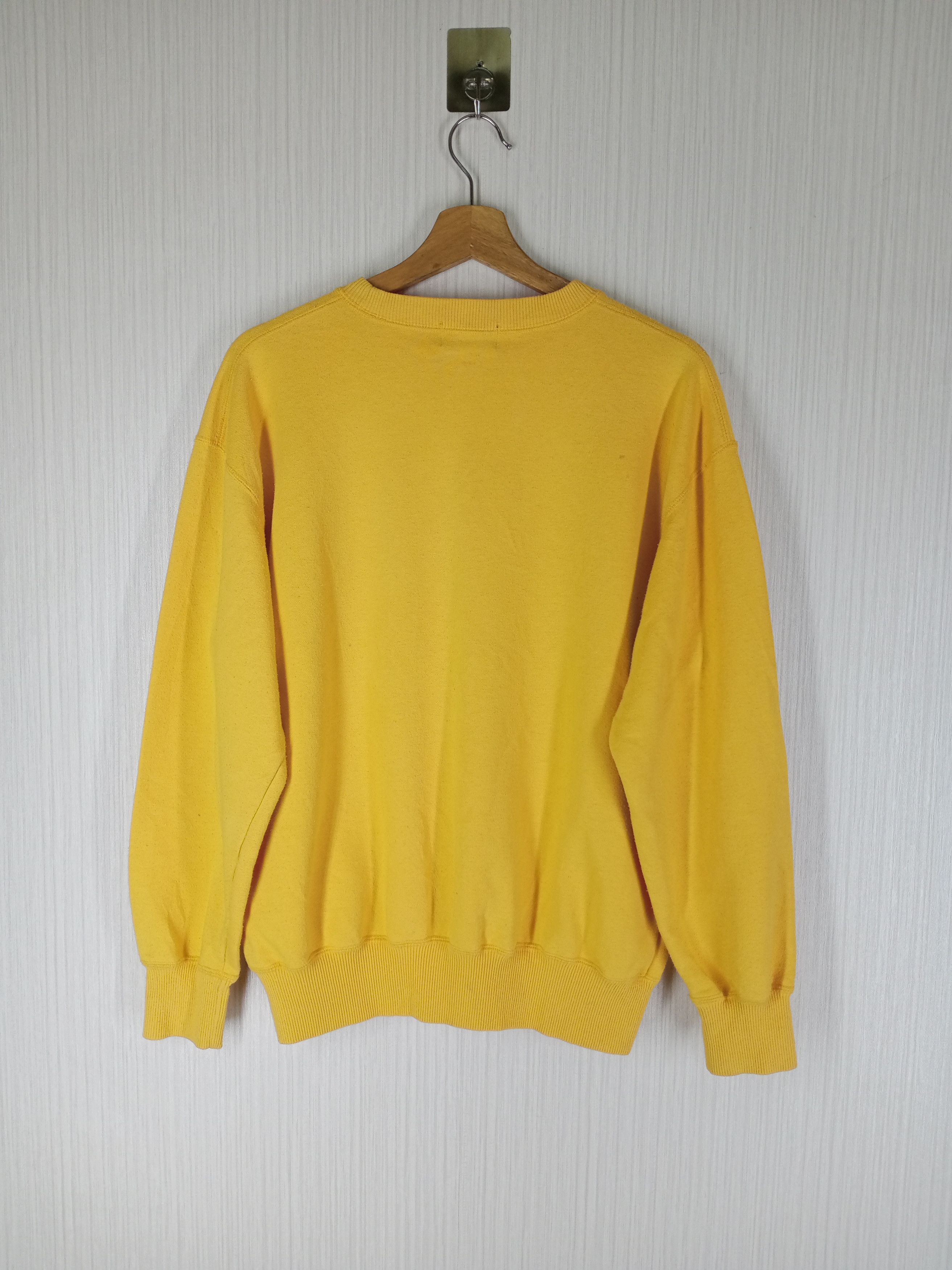 Hugo Boss Vintage Boss Club Sport Embroidery Big Logo Crewneck Size US M / EU 48-50 / 2 - 5 Thumbnail