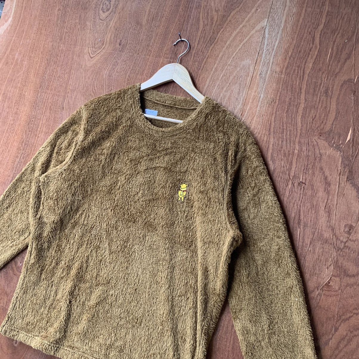 Japanese Brand × Uniqlo Vintage winnie the pooh fleece sweatshirt fits L XL Size XL / US 12-14 / IT 48-50 - 2 Thumbnail