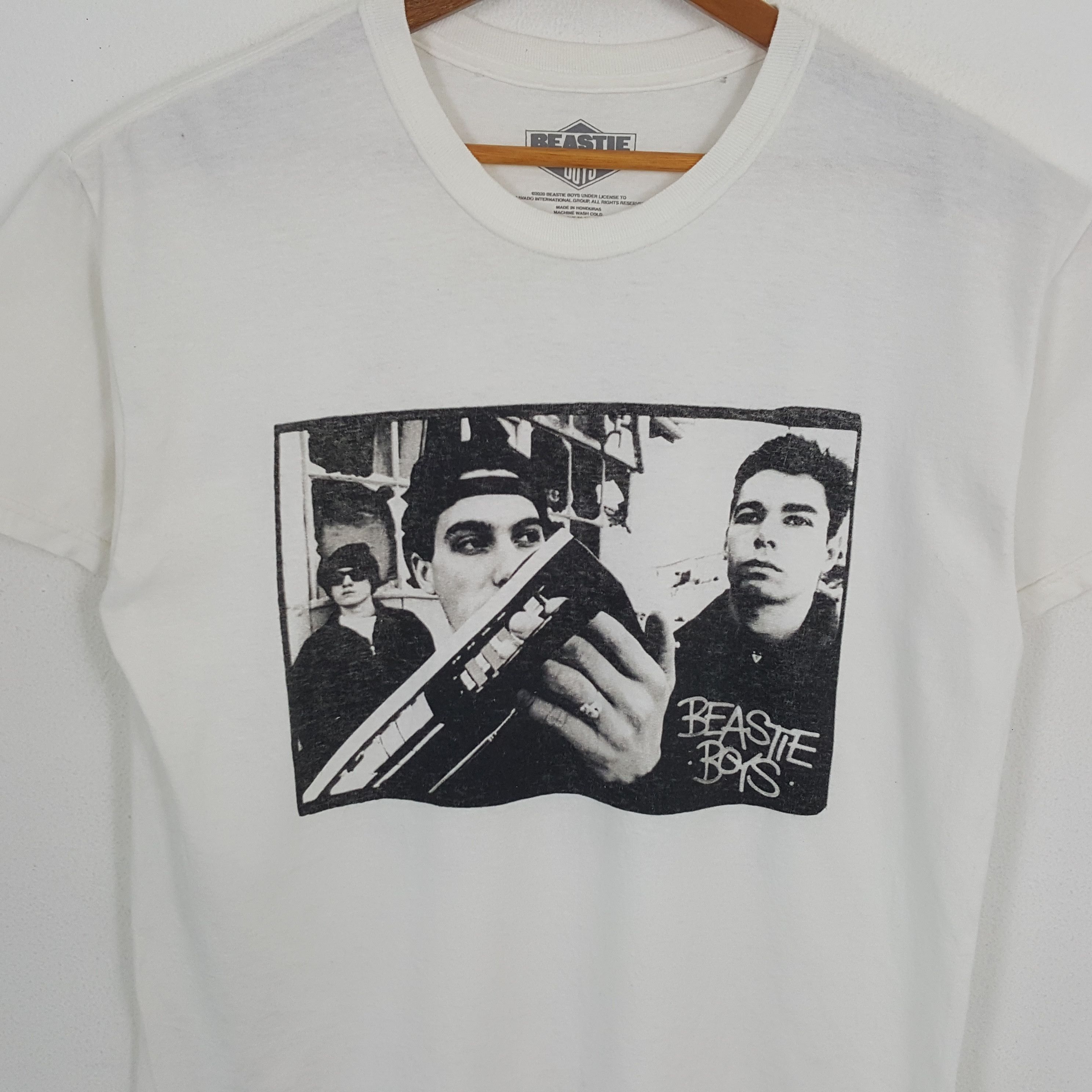 Band Tees × Rap Tees × Vintage Vintage BEASTIE BOYS American HipHop Rapper Group T-Shirt Size US L / EU 52-54 / 3 - 2 Thumbnail