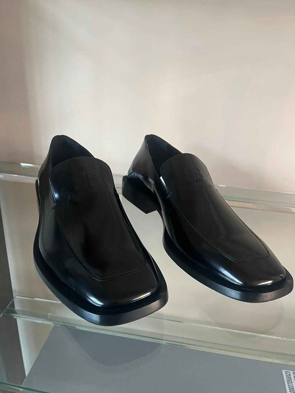 Balenciaga Coin Rim Loafer Derby Shoes in Black | Grailed