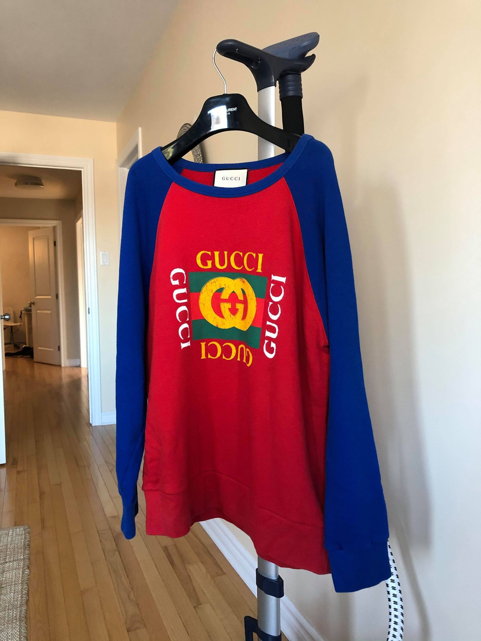 Gucci Gucci Colorblock logo crewneck sweater size Large Size US L / EU 52-54 / 3 - 3 Thumbnail