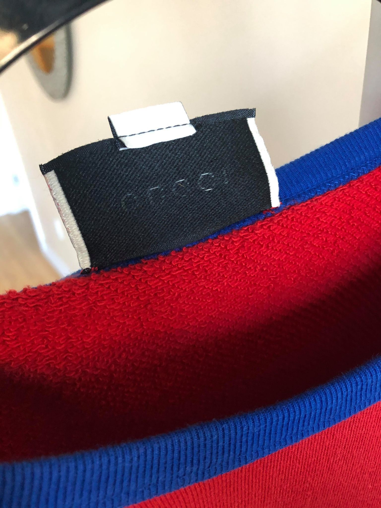 Gucci Gucci Colorblock logo crewneck sweater size Large Size US L / EU 52-54 / 3 - 11 Thumbnail