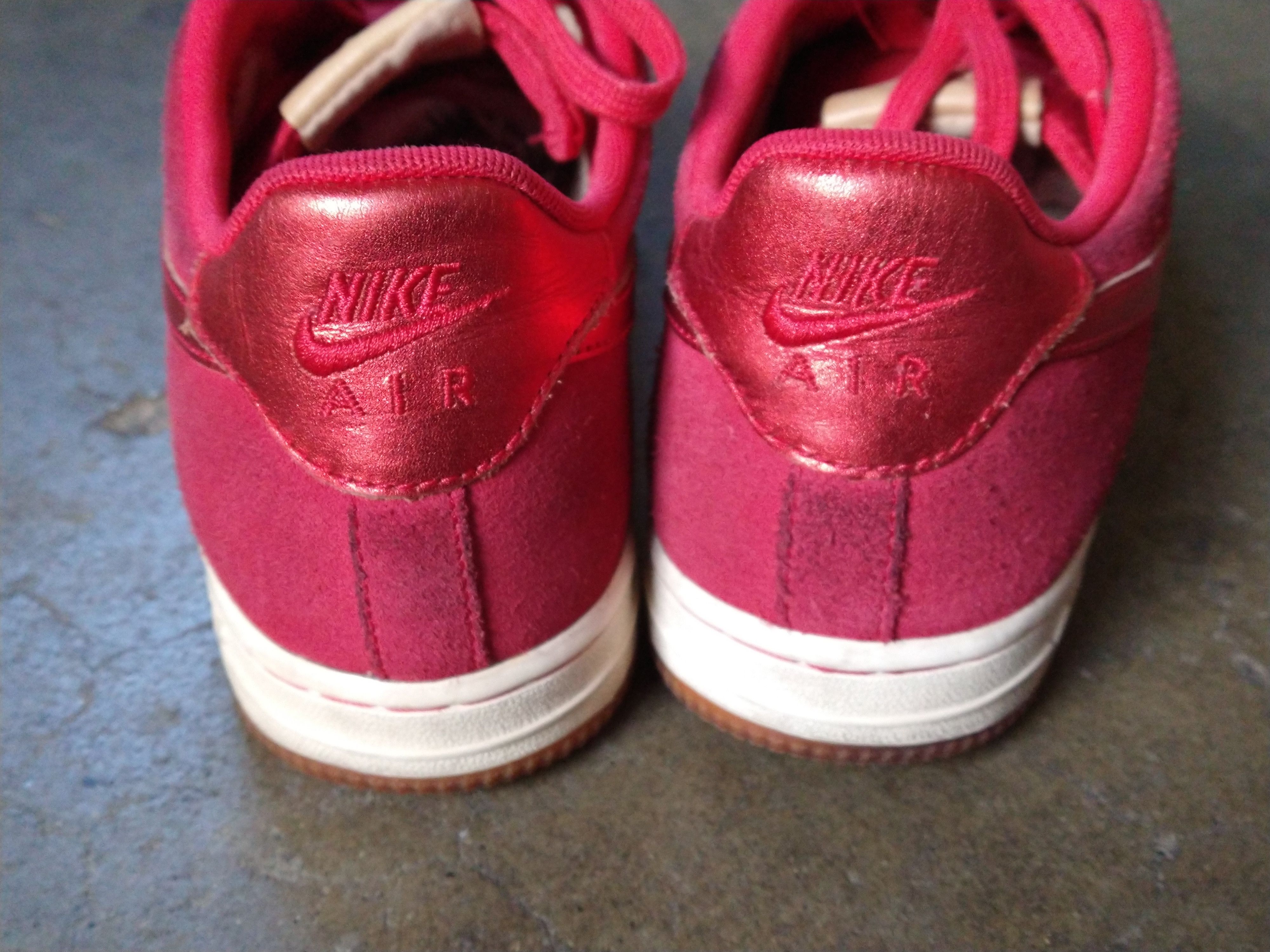 Nike Nike Air Force 1 Light Low 487643-602 Size 8 Red Suede Size US 8 / EU 41 - 16 Thumbnail