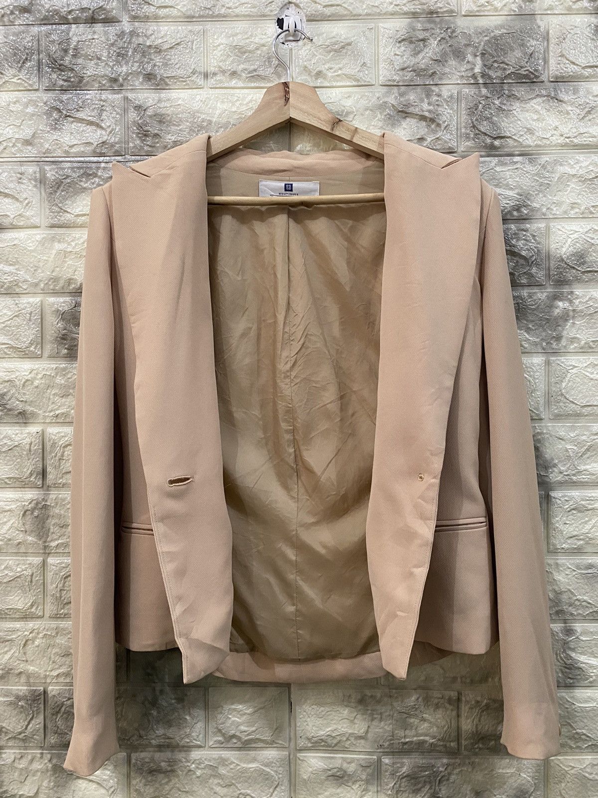 Givenchy × Vintage Vintage Givenchy crop jacket Size US S / EU 44-46 / 1 - 5 Thumbnail