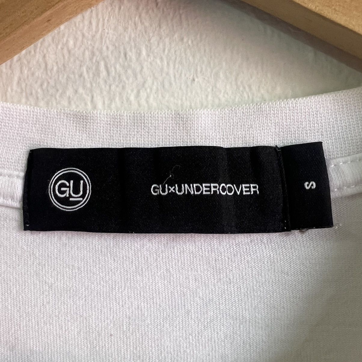 Jun Takahashi UNDERCOVER X GU APPLE TEE Size US M / EU 48-50 / 2 - 6 Thumbnail
