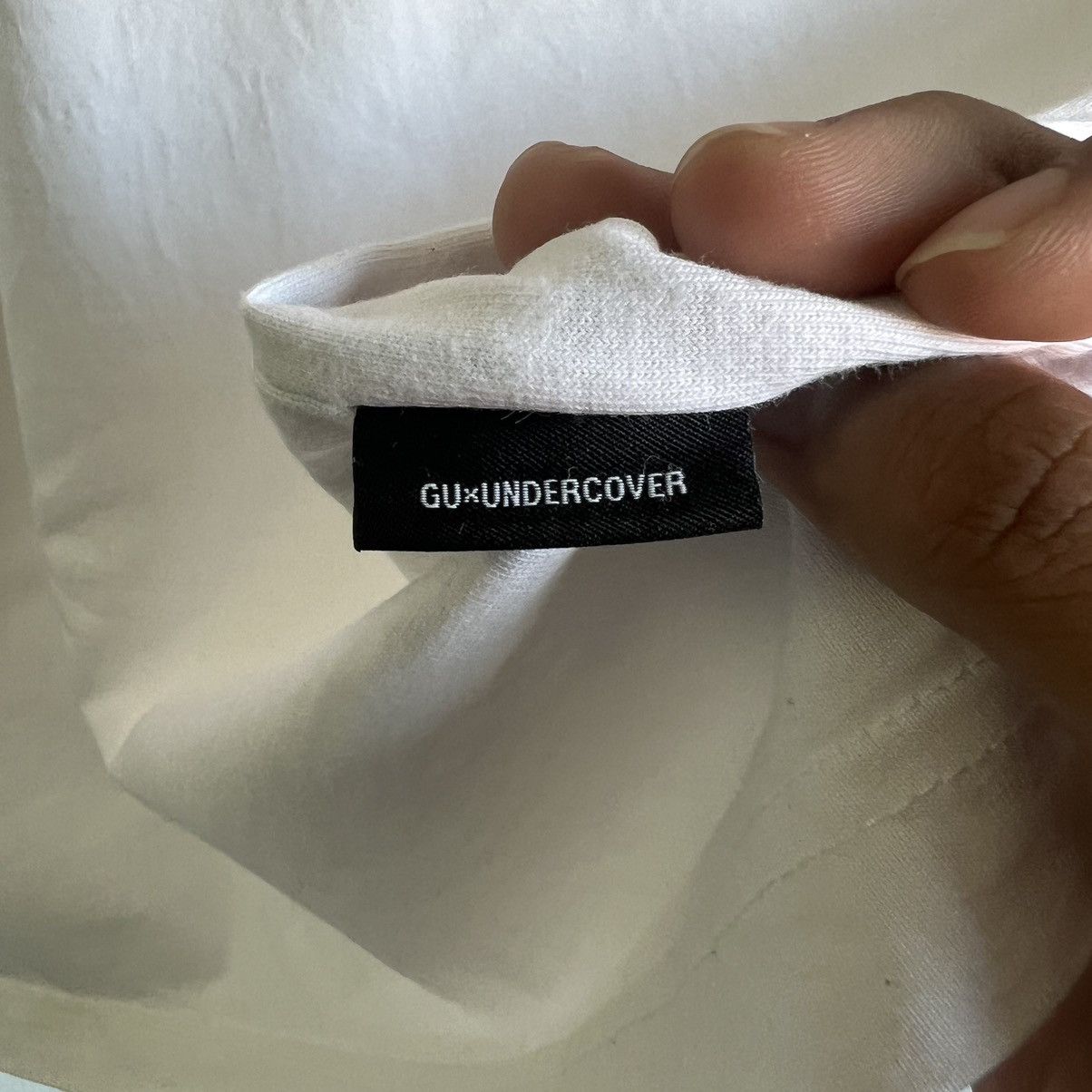 Jun Takahashi UNDERCOVER X GU APPLE TEE Size US M / EU 48-50 / 2 - 4 Thumbnail