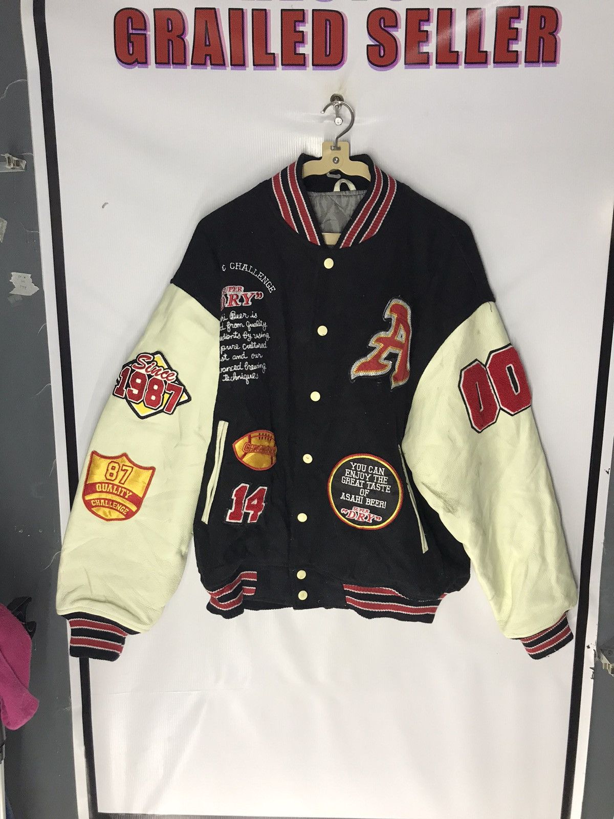 Superdry 🔥rare🔥Superdry varsity leather sleeve with patches Size US L / EU 52-54 / 3 - 8 Thumbnail