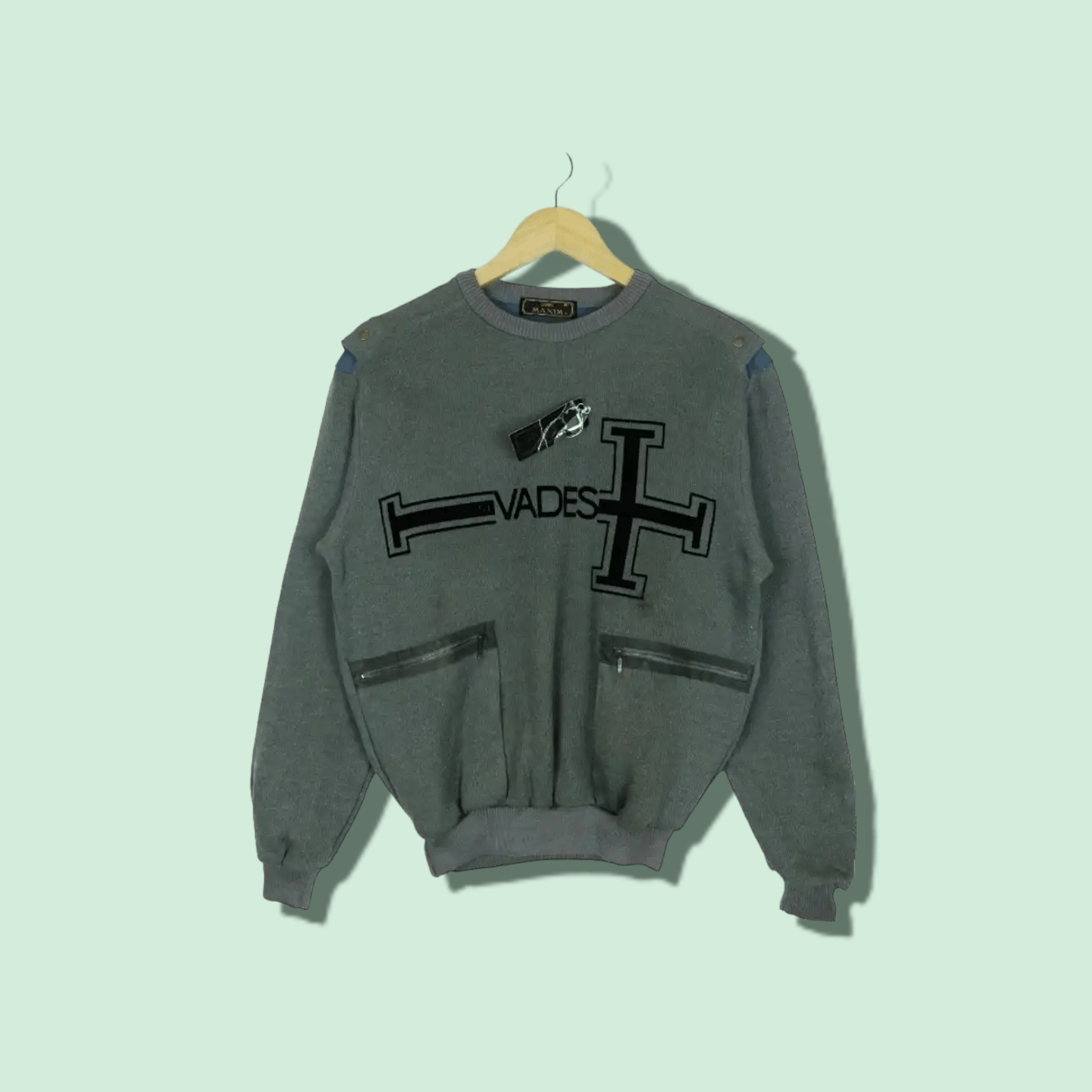 Japanese Brand 90's DUKE MAXIM Big Logo Retro Christmas Sweatshirts Size US M / EU 48-50 / 2 - 1 Thumbnail