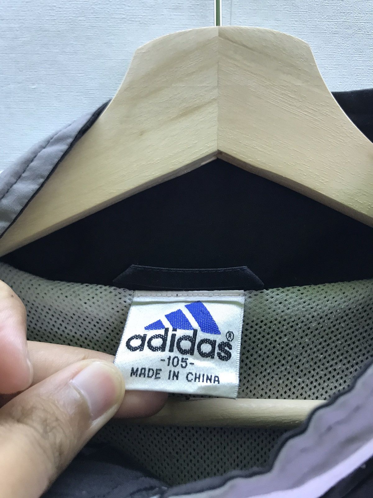 Adidas Vintage Adidas Jacket Light Reflection Size US XL / EU 56 / 4 - 3 Thumbnail