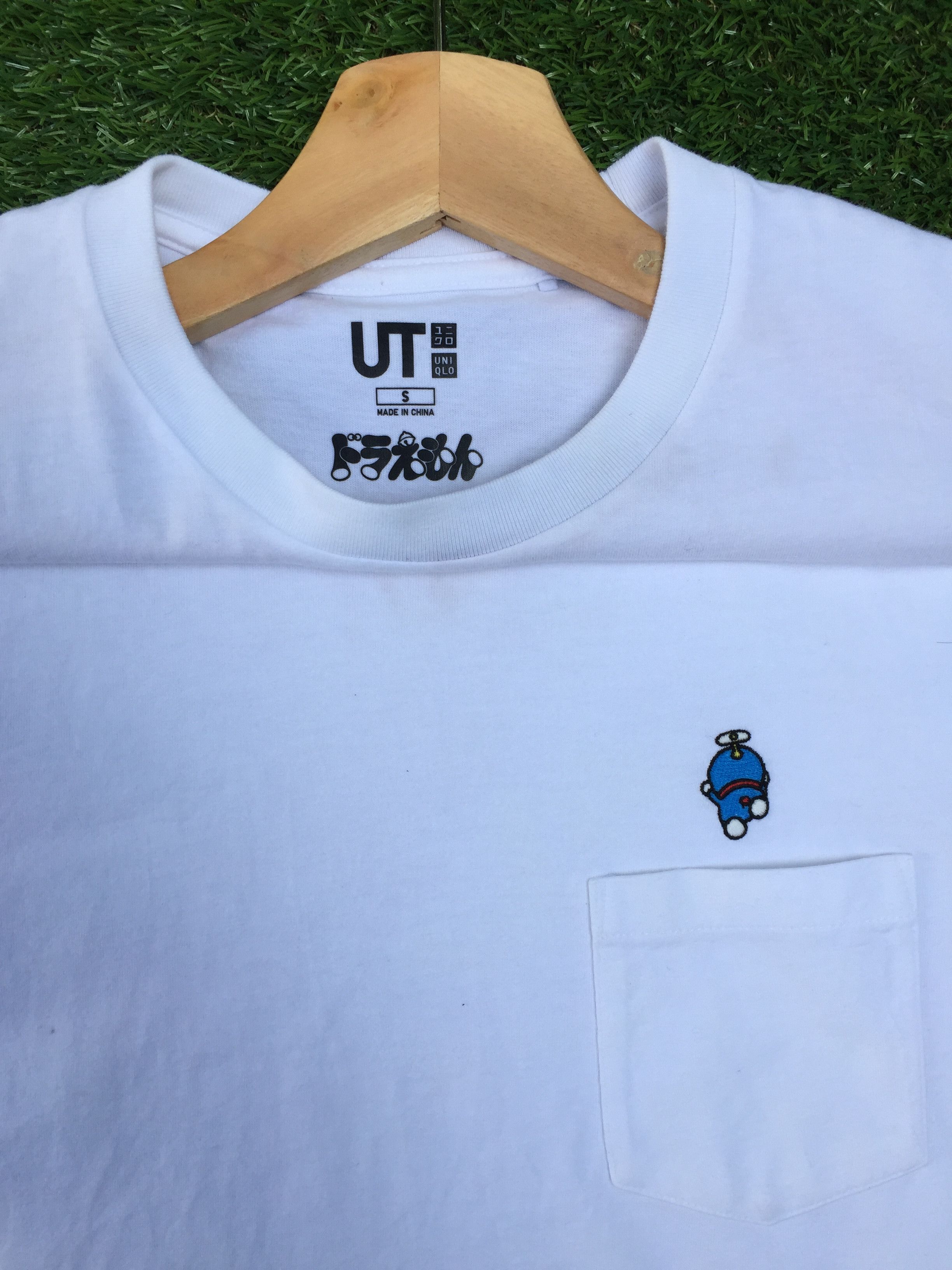 Anime Uniqlo x Murakami Doraemon T shirt Tee UT Size US S / EU 44-46 / 1 - 1 Thumbnail