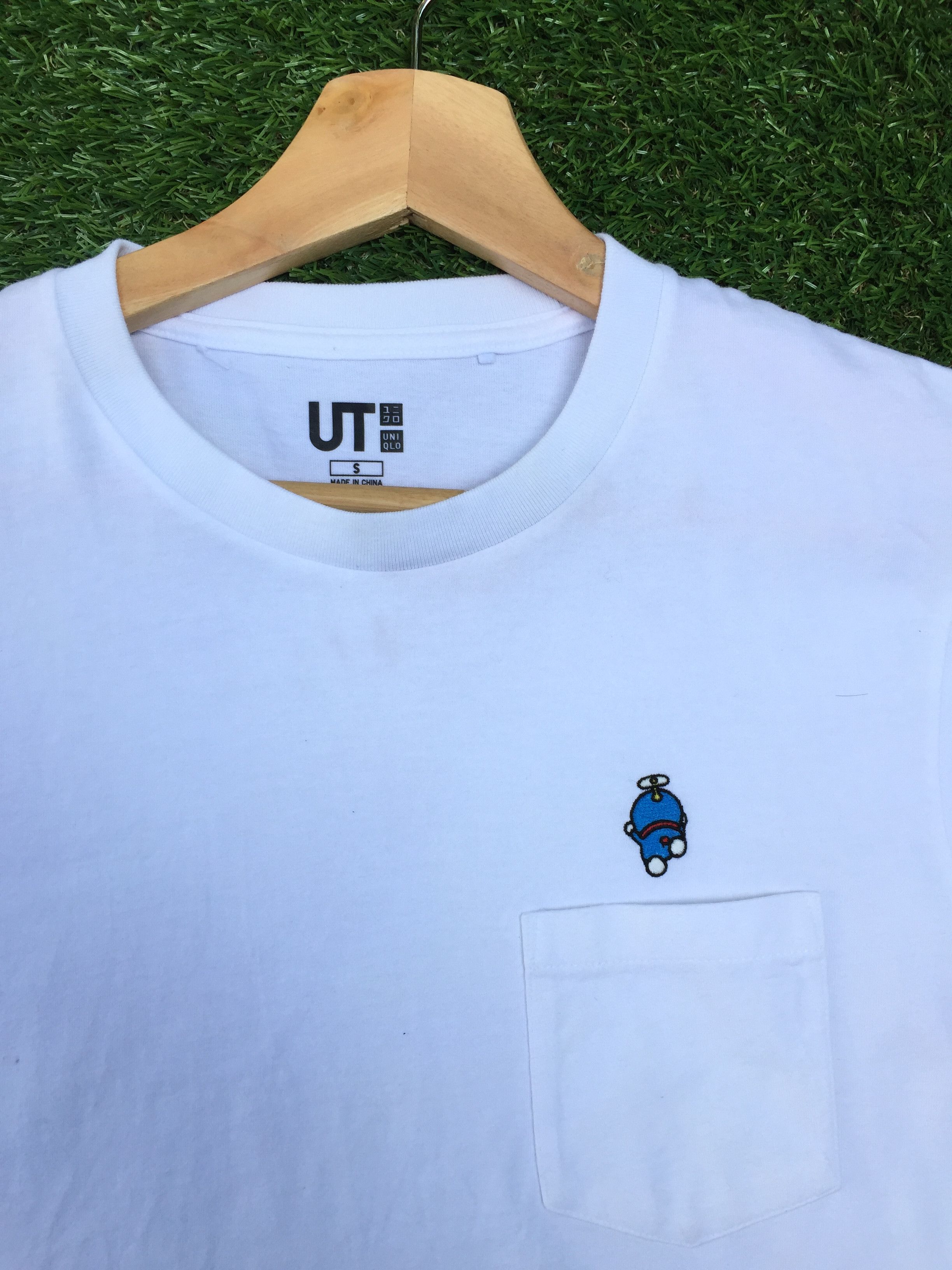 Anime Uniqlo x Murakami Doraemon T shirt Tee UT Size US S / EU 44-46 / 1 - 5 Thumbnail