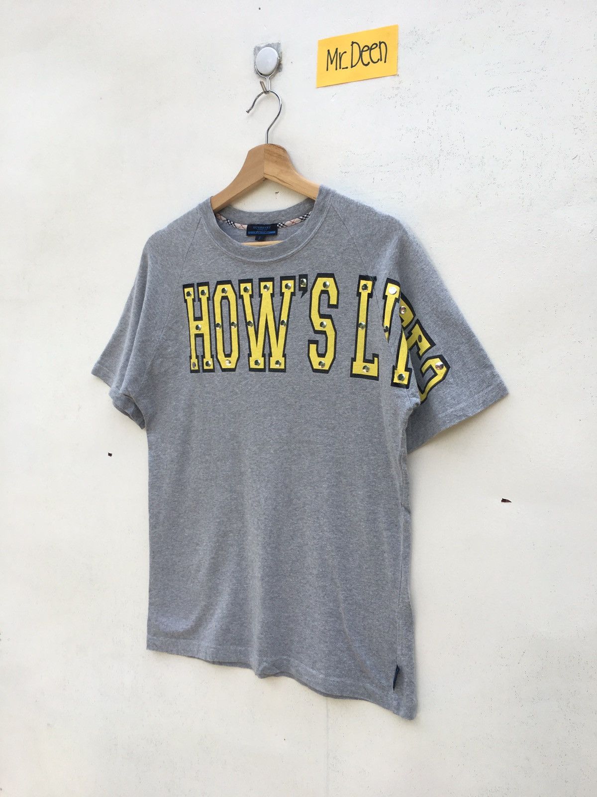 Burberry Rare Burberry Printed Tee How’s Life? Size US S / EU 44-46 / 1 - 4 Thumbnail