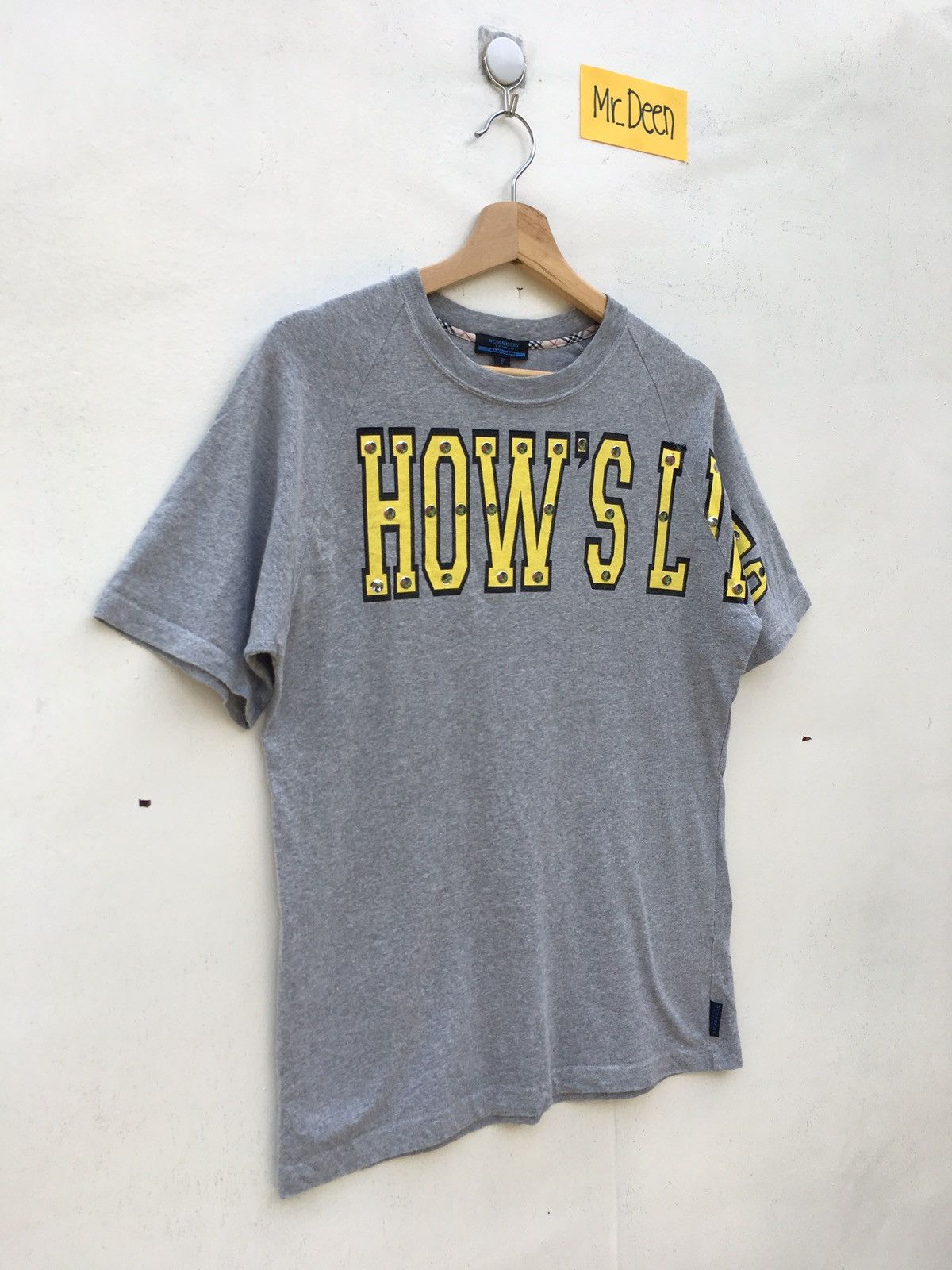 Burberry Rare Burberry Printed Tee How’s Life? Size US S / EU 44-46 / 1 - 3 Thumbnail