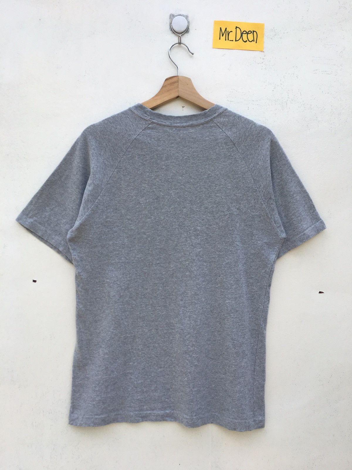 Burberry Rare Burberry Printed Tee How’s Life? Size US S / EU 44-46 / 1 - 10 Thumbnail