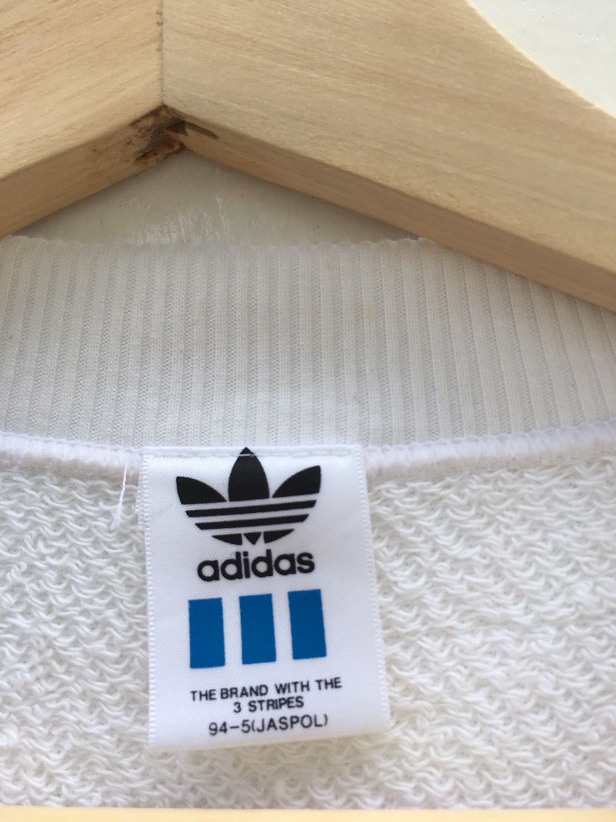 Adidas Vintage Adidas 90s Big Logo White Sweatshirt Size US XL / EU 56 / 4 - 5 Thumbnail