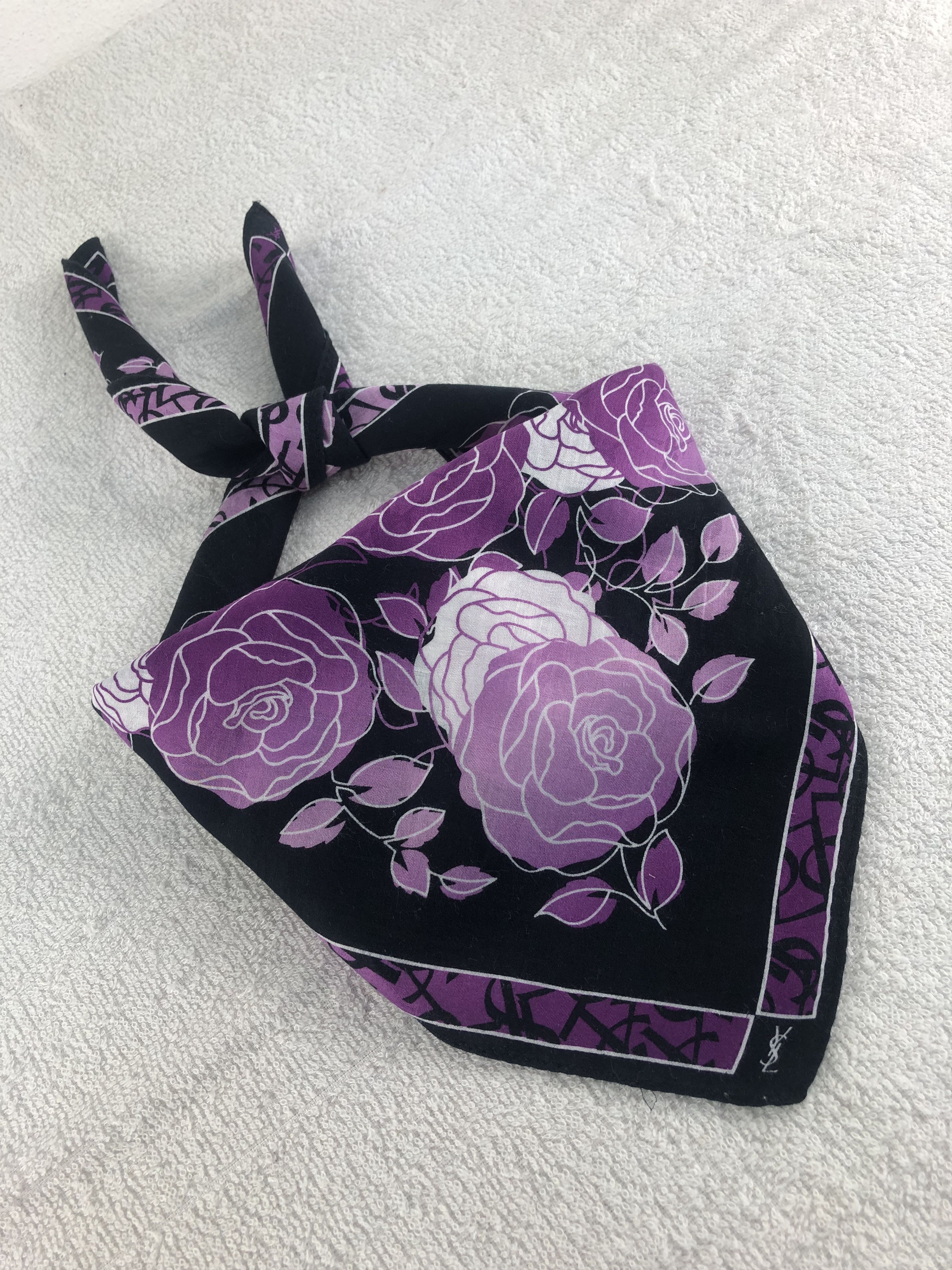Yves Saint Laurent Yves Saint Laurent Handkerchief / Bandana / Neckerchief C039 Size ONE SIZE - 2 Thumbnail