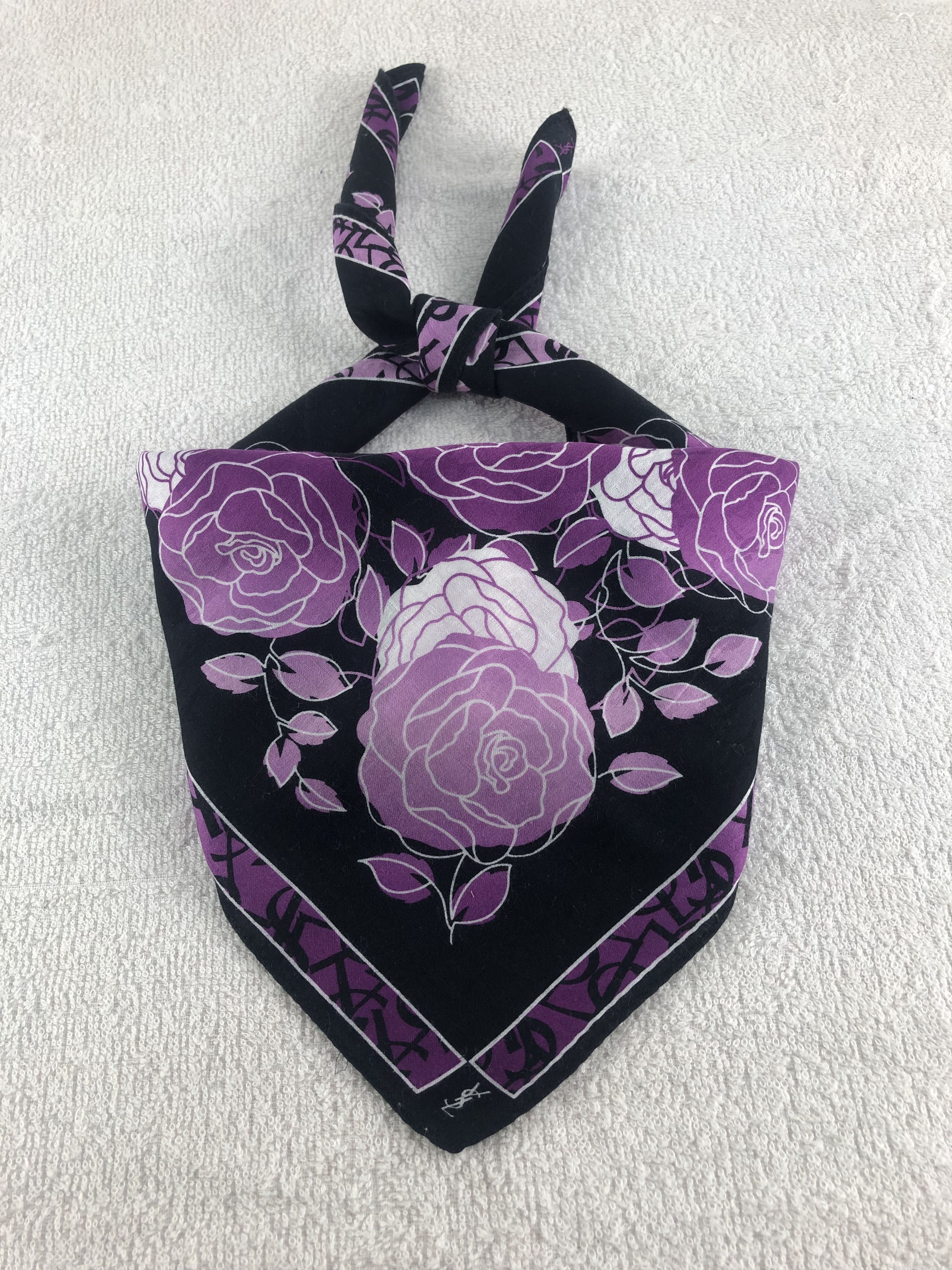Yves Saint Laurent Yves Saint Laurent Handkerchief / Bandana / Neckerchief C039 Size ONE SIZE - 1 Thumbnail