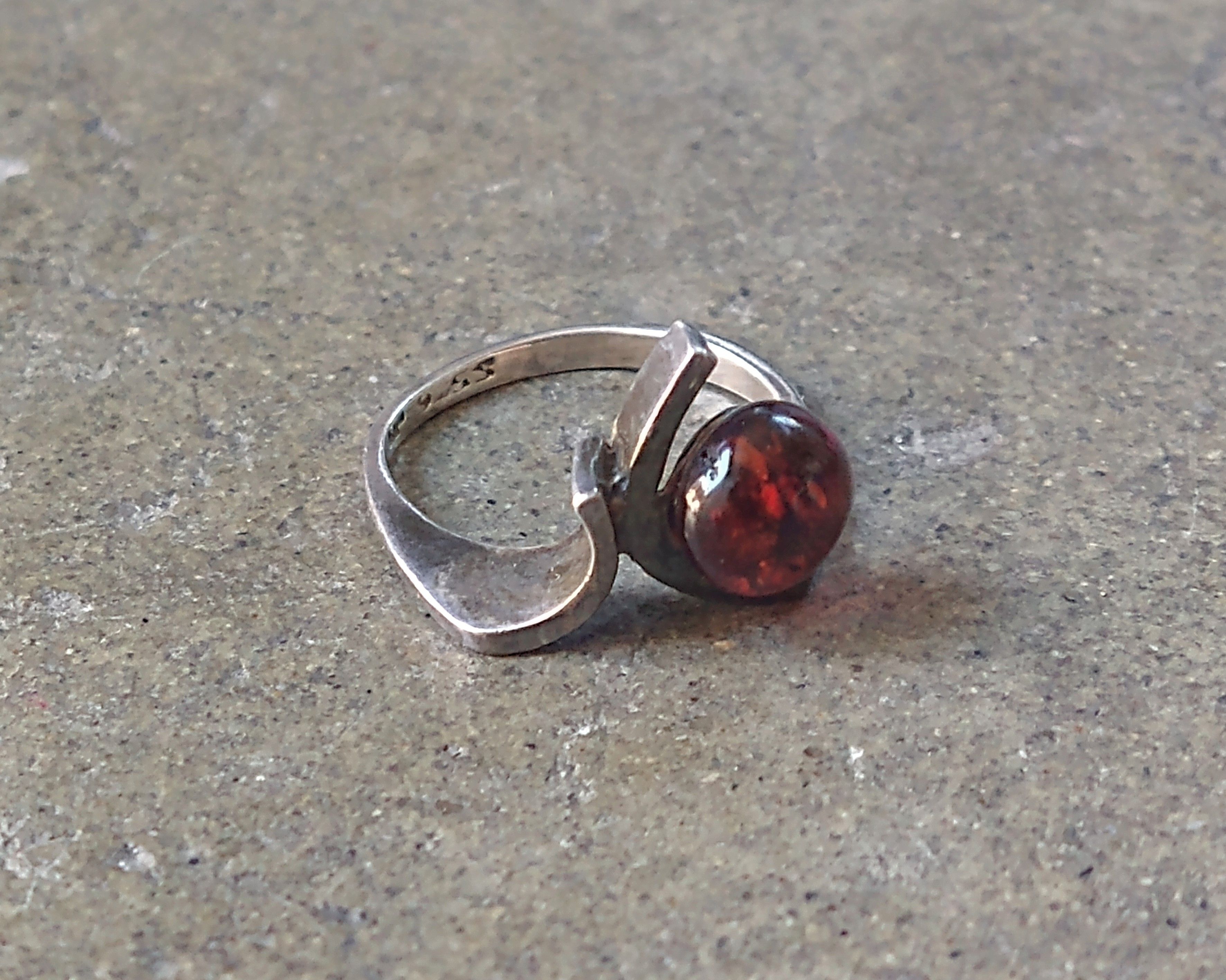 Sterling Silver × Vintage Vintage Sterling Silver Ring Size 7.25 Amber Modern Size ONE SIZE - 1 Thumbnail