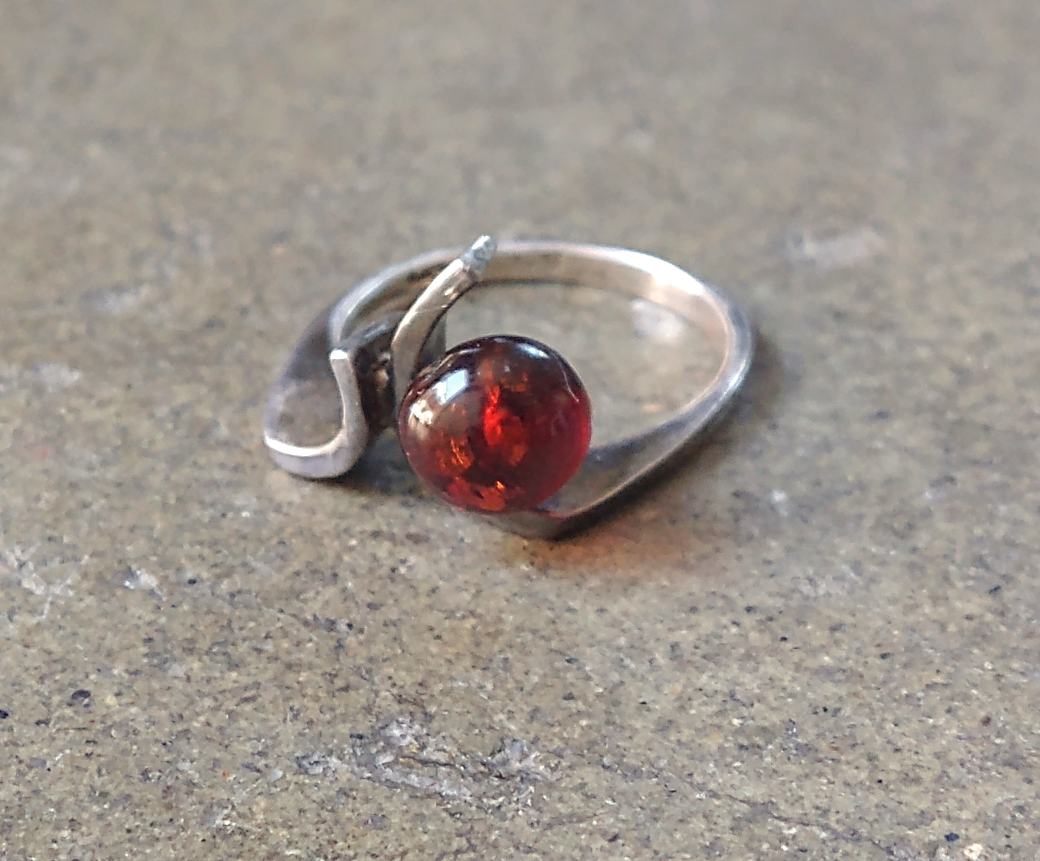 Sterling Silver × Vintage Vintage Sterling Silver Ring Size 7.25 Amber Modern Size ONE SIZE - 2 Thumbnail