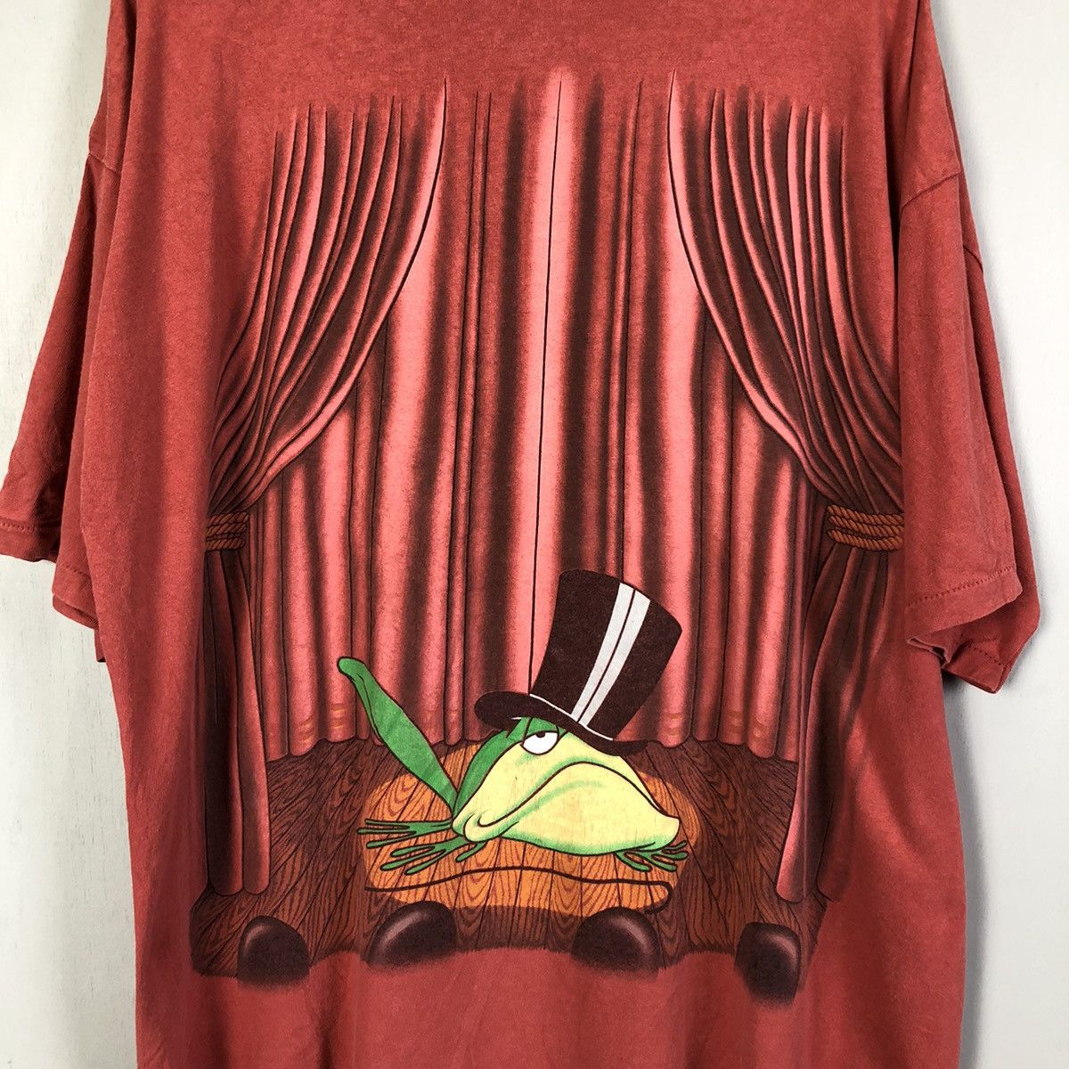 Disney Vintage 90s Michigan J.frog frog Merre Melodies Tshirt Size US XL / EU 56 / 4 - 10 Thumbnail