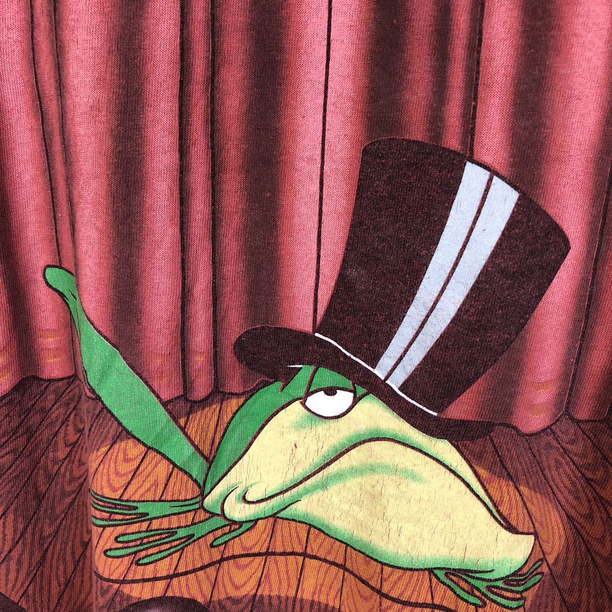 Disney Vintage 90s Michigan J.frog frog Merre Melodies Tshirt Size US XL / EU 56 / 4 - 11 Thumbnail