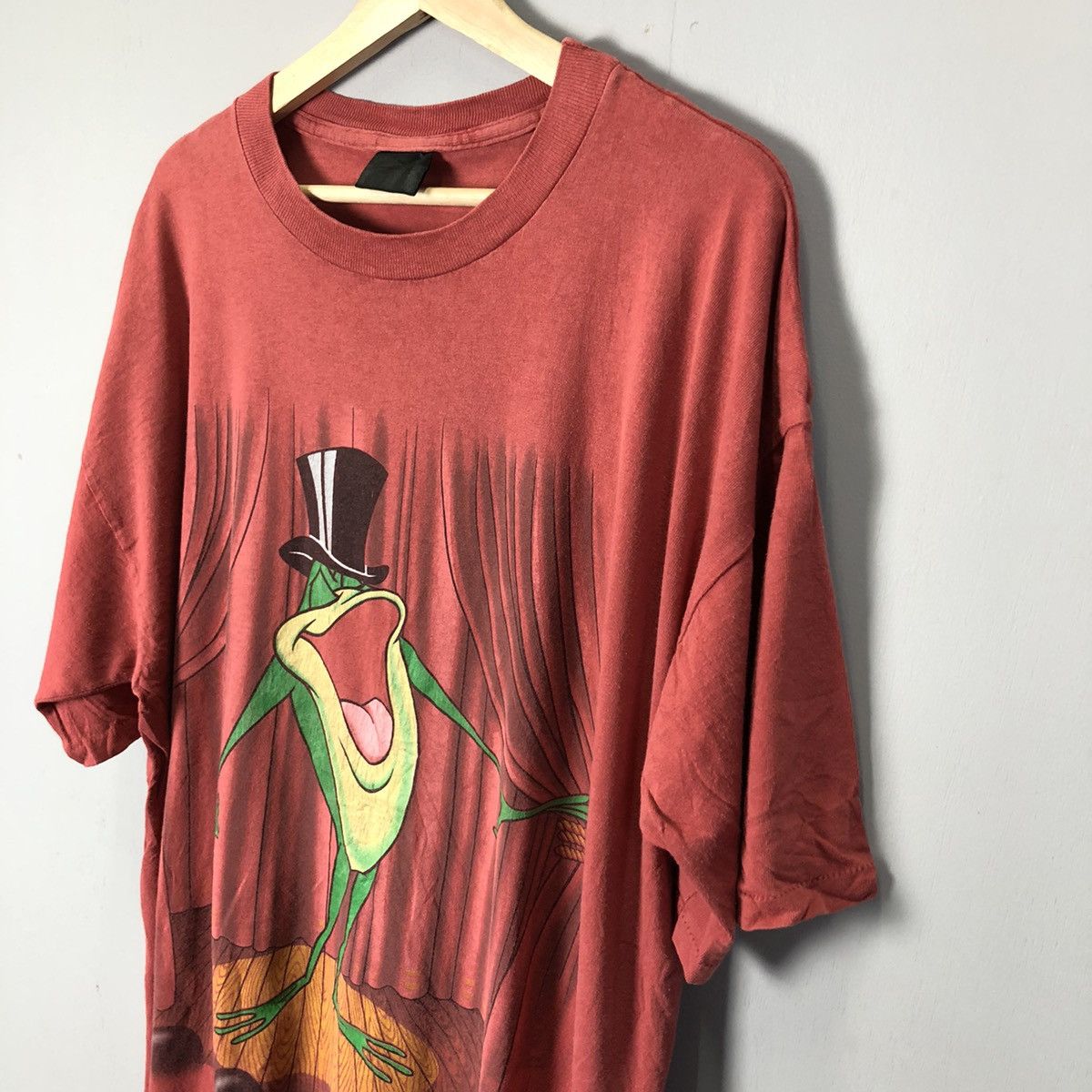 Disney Vintage 90s Michigan J.frog frog Merre Melodies Tshirt Size US XL / EU 56 / 4 - 3 Thumbnail