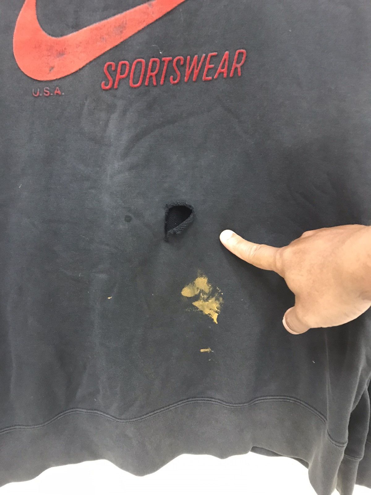 Nike NIKE Distressed Sweatshirt Size US L / EU 52-54 / 3 - 4 Thumbnail