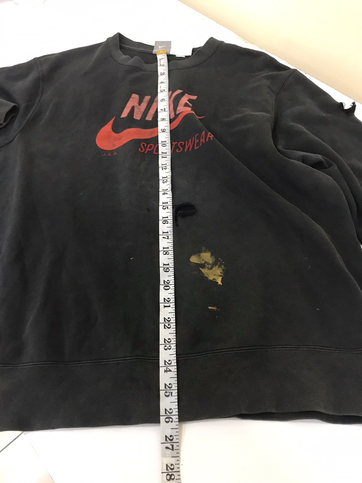 Nike NIKE Distressed Sweatshirt Size US L / EU 52-54 / 3 - 16 Thumbnail